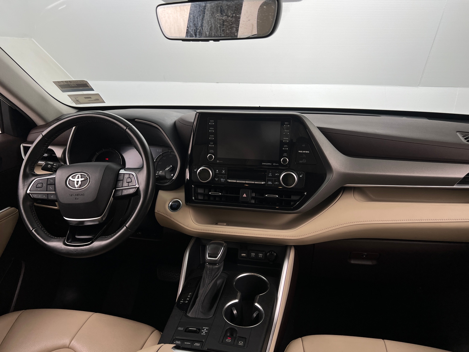Thumbnail: 2021 Toyota Highlander - 2