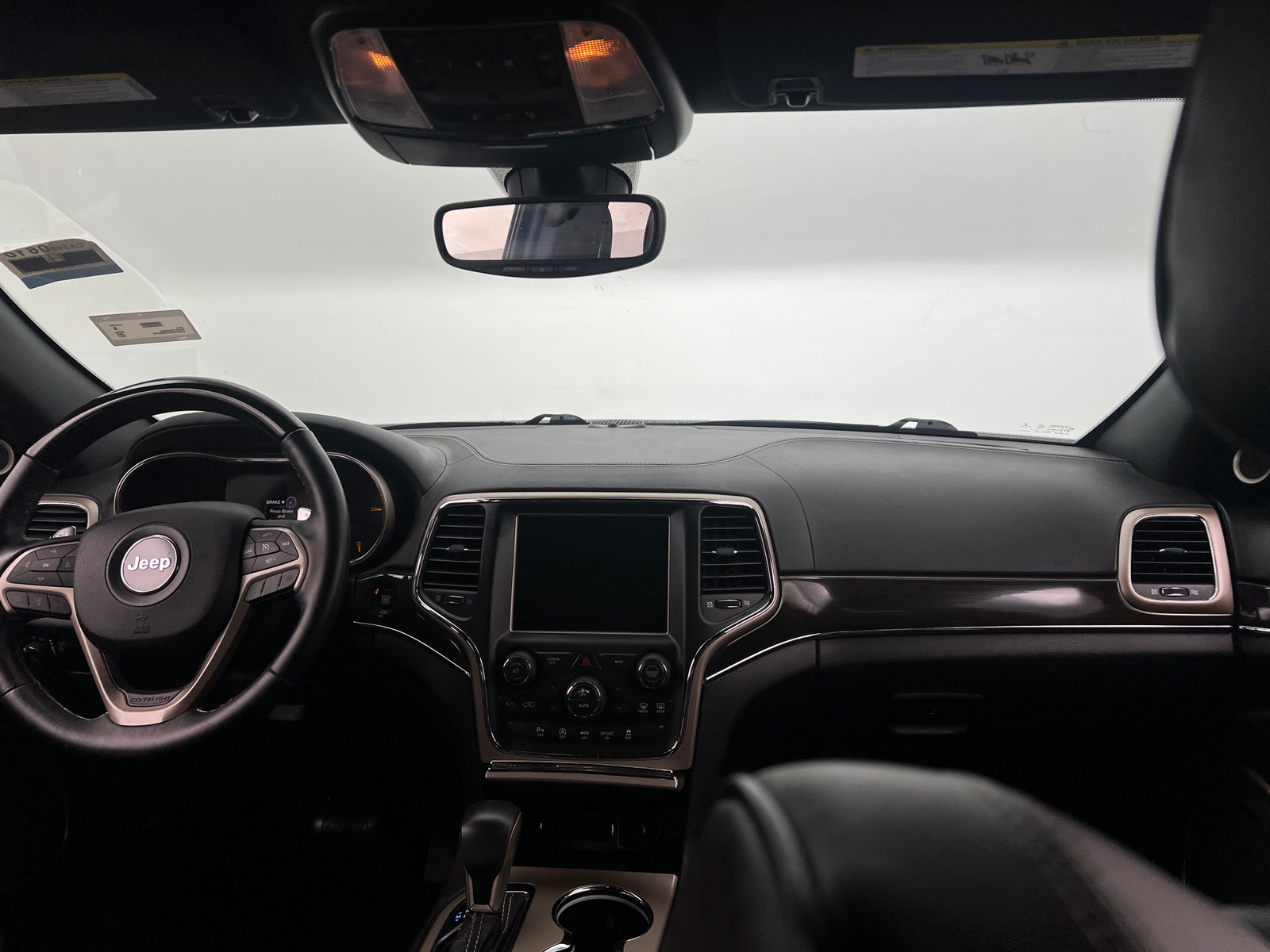 Thumbnail: 2017 Jeep Grand Cherokee - 2