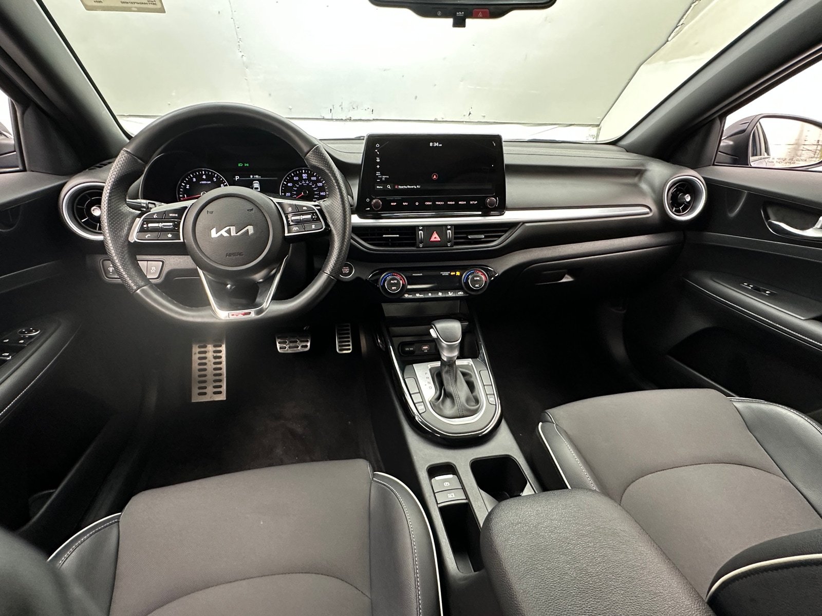 Thumbnail: 2023 Kia Forte - 3