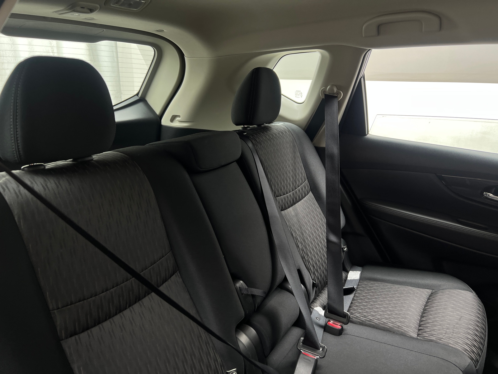 Thumbnail: 2017 Nissan Rogue - 6