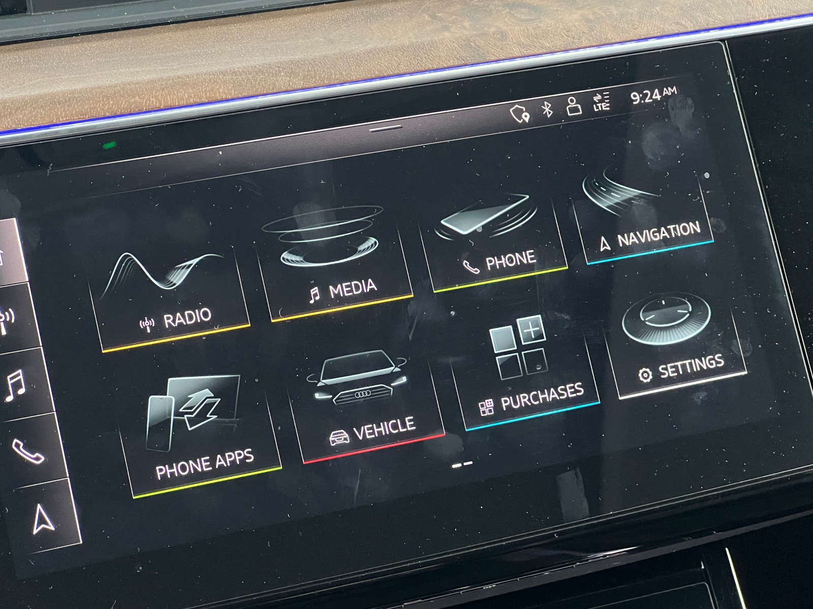 Thumbnail: 2019 Audi e-tron - 3