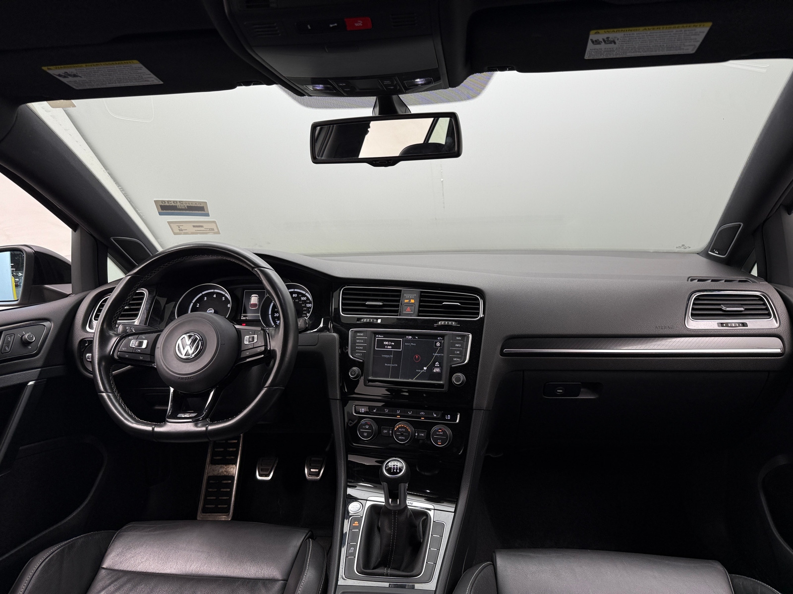 Thumbnail: 2016 Volkswagen Golf - 2