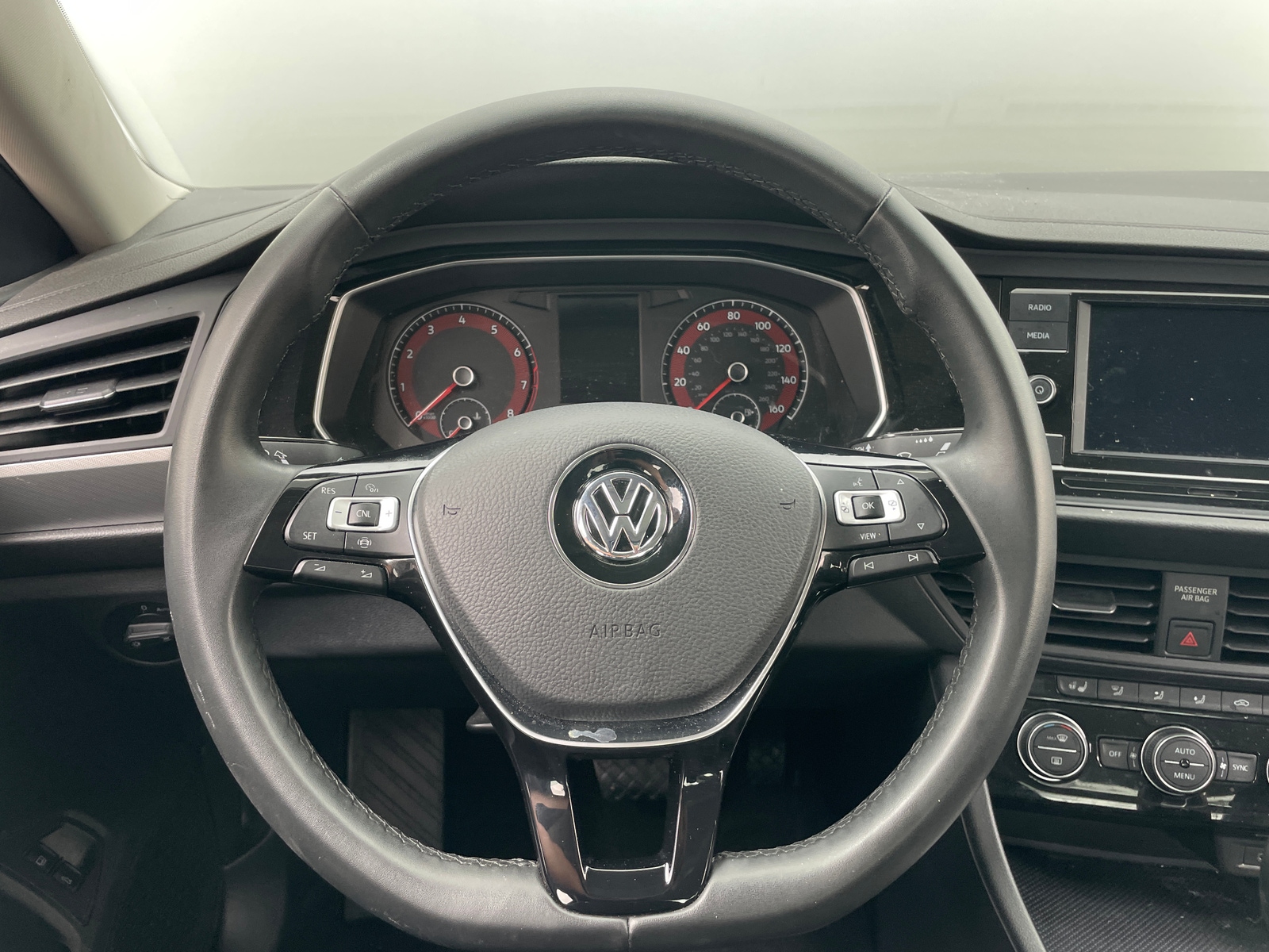 Thumbnail: 2020 Volkswagen Jetta - 4