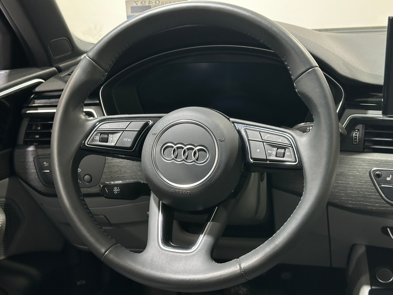 Thumbnail: 2020 Audi A4 - 4