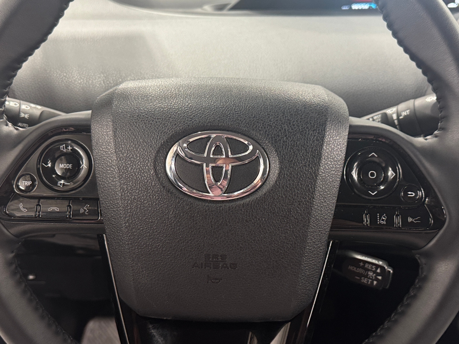 Thumbnail: 2021 Toyota Prius Prime - 4