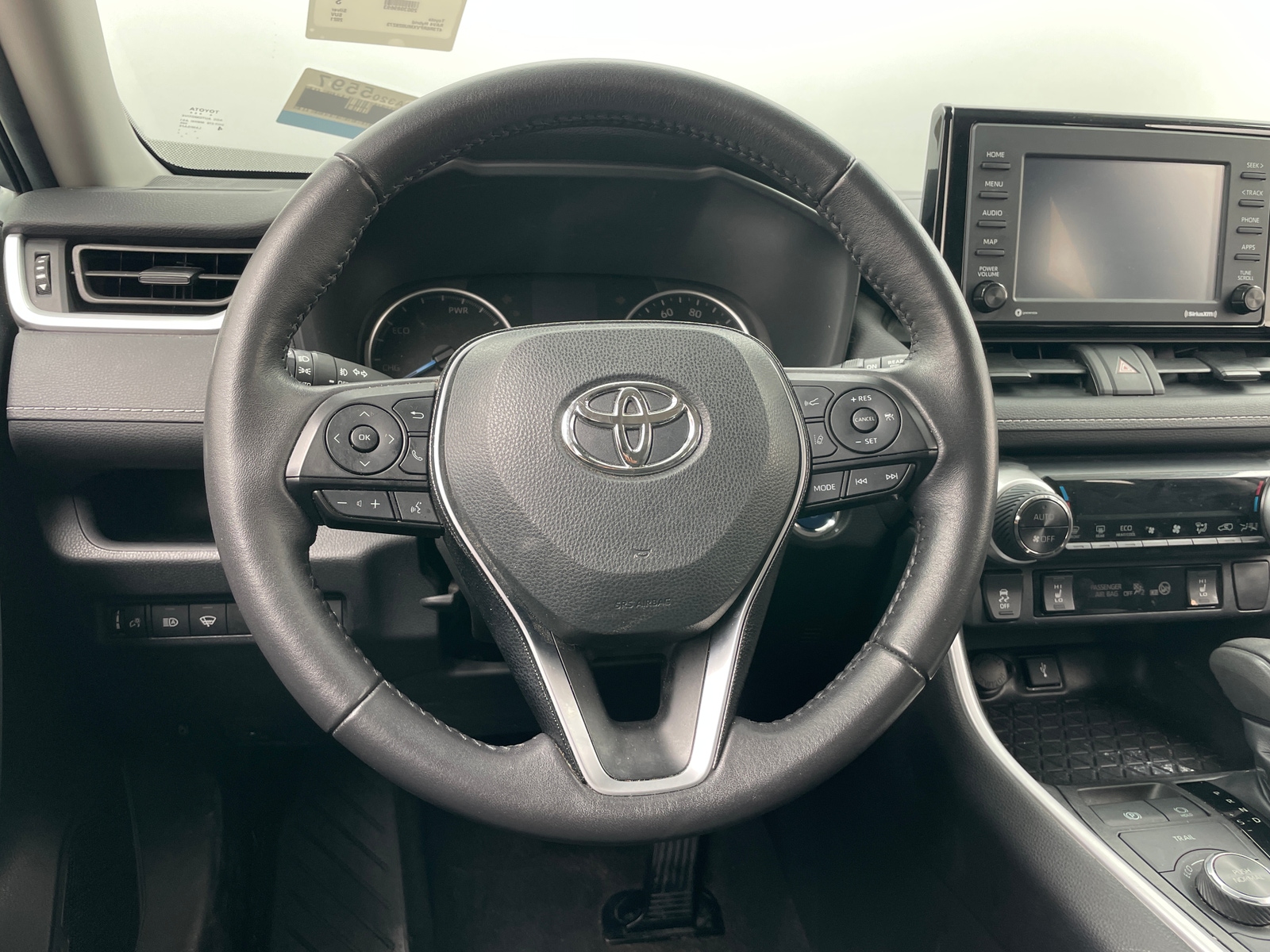 Thumbnail: 2021 Toyota RAV4 - 5