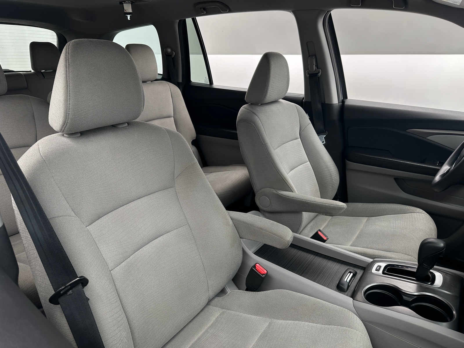Thumbnail: 2017 Honda Pilot - 2