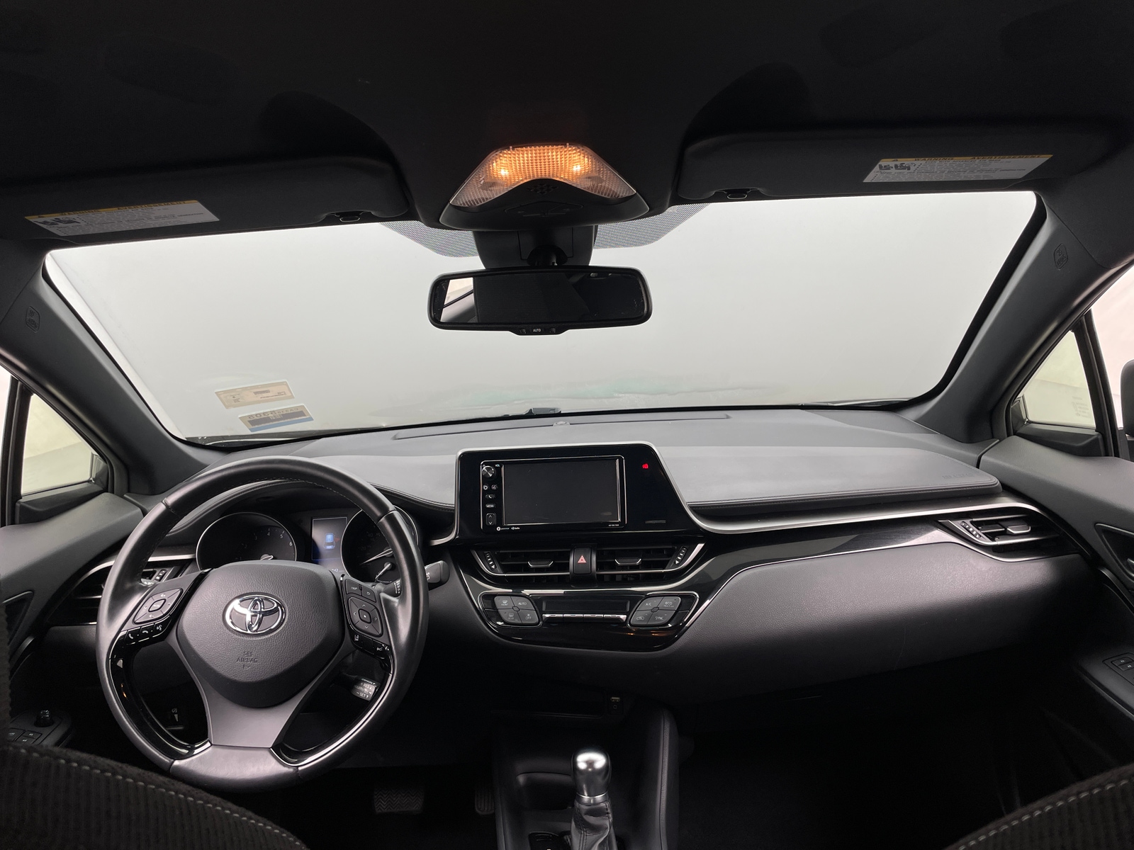 Thumbnail: 2018 Toyota C-HR - 3