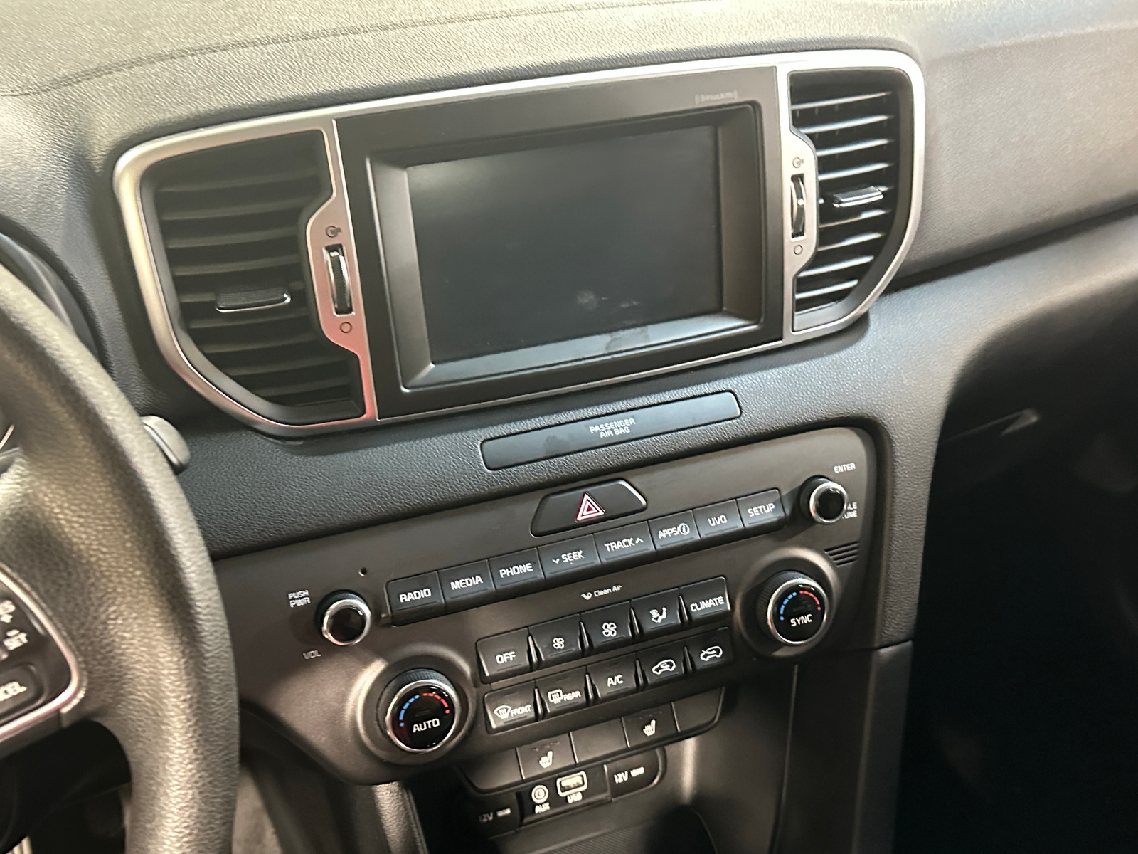 Thumbnail: 2019 Kia Sportage - 4