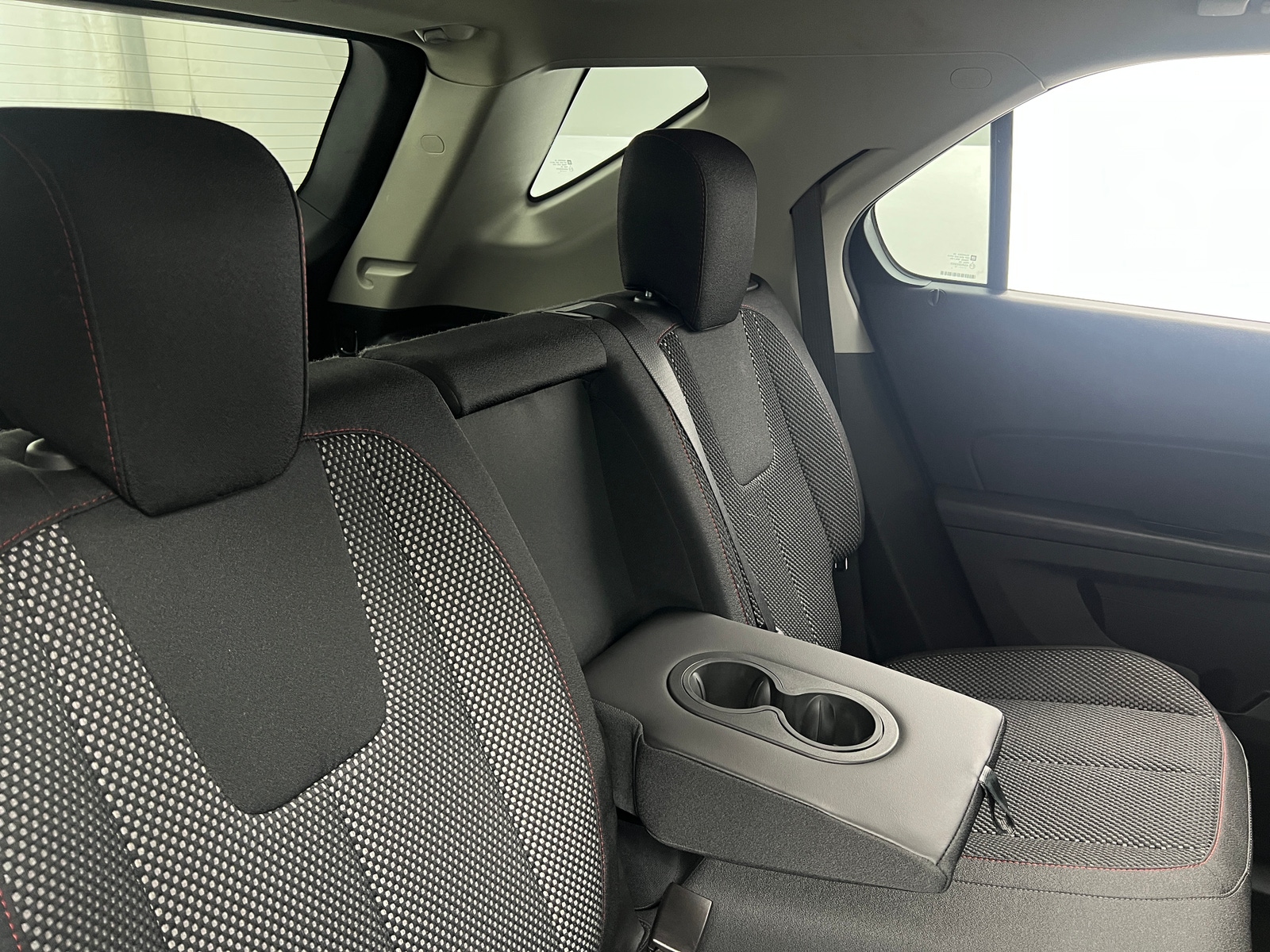 Thumbnail: 2016 Chevrolet Equinox - 6