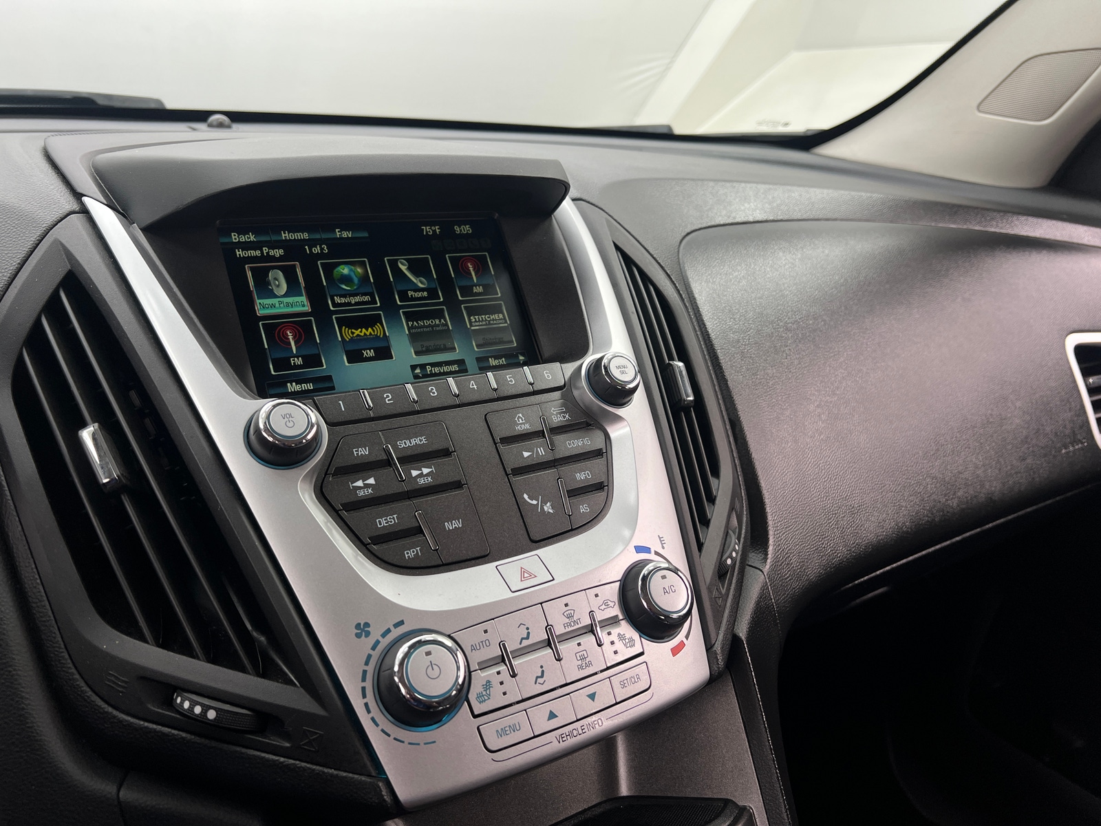 Thumbnail: 2016 Chevrolet Equinox - 4