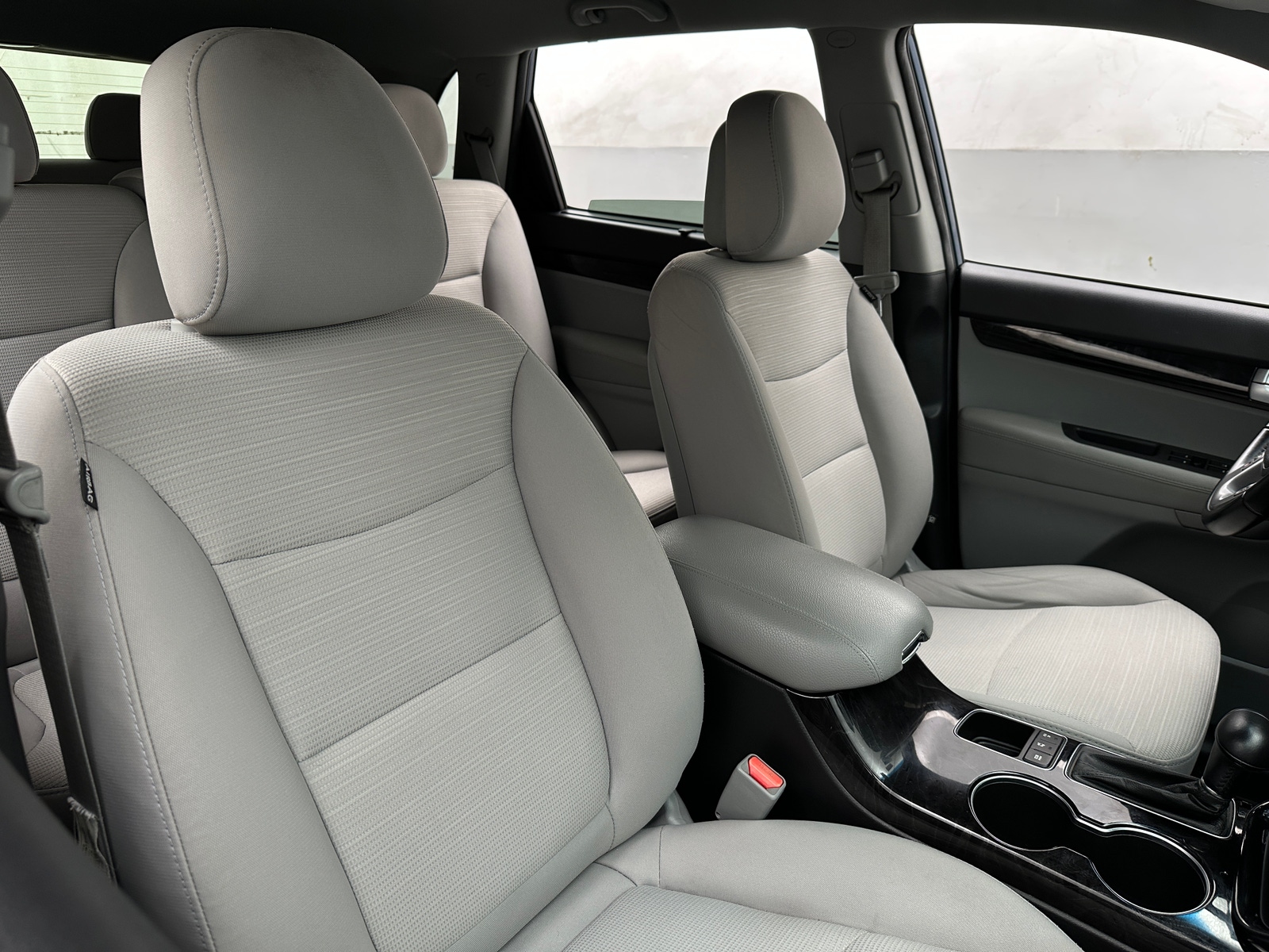 Thumbnail: 2015 Kia Sorento - 2
