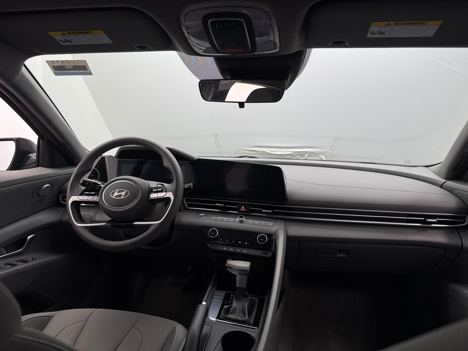 Thumbnail: 2024 Hyundai Elantra - 3