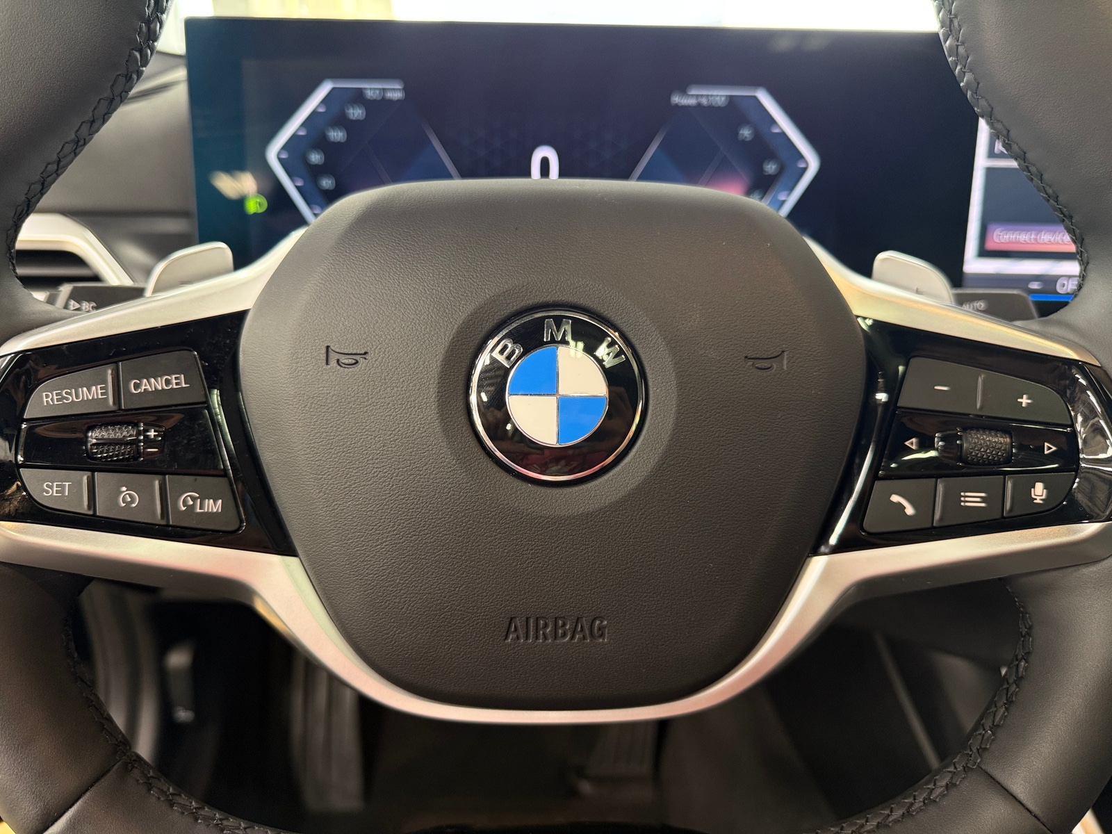 Thumbnail: 2025 BMW 3 Series - 4
