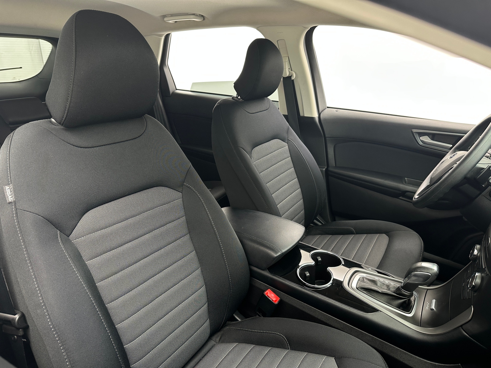 Thumbnail: 2017 Ford Edge - 2