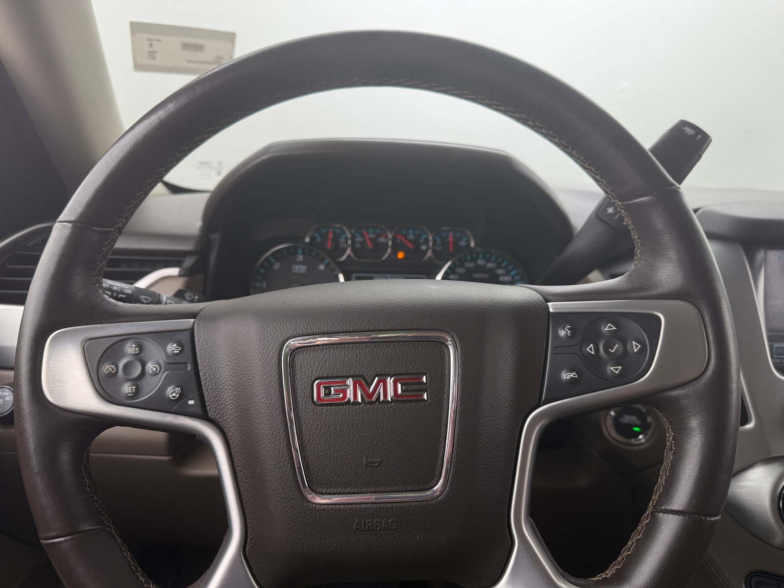 Thumbnail: 2017 GMC Yukon - 4