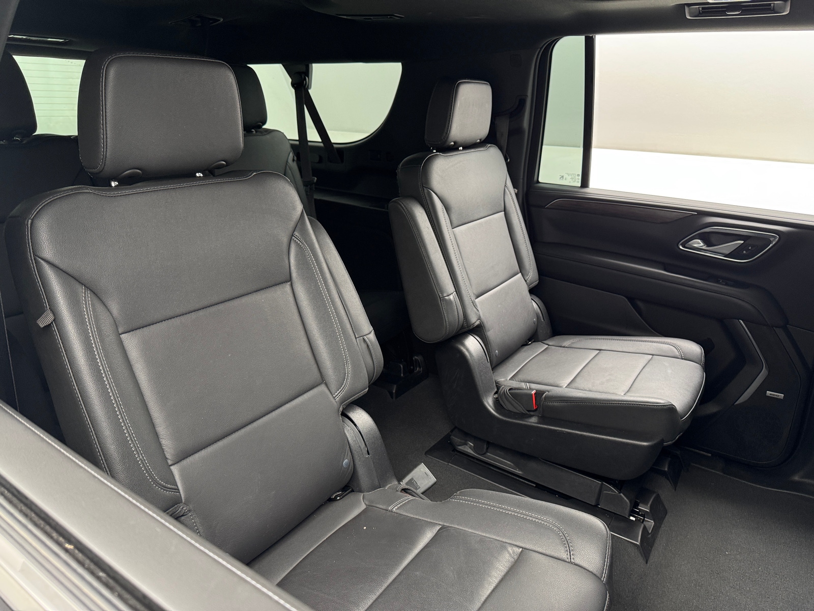 Thumbnail: 2022 Chevrolet Suburban - 5