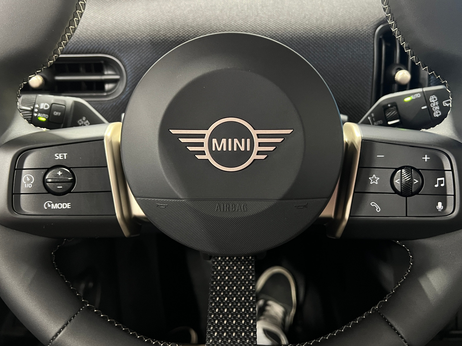 Thumbnail: 2025 MINI Cooper Hardtop - 5