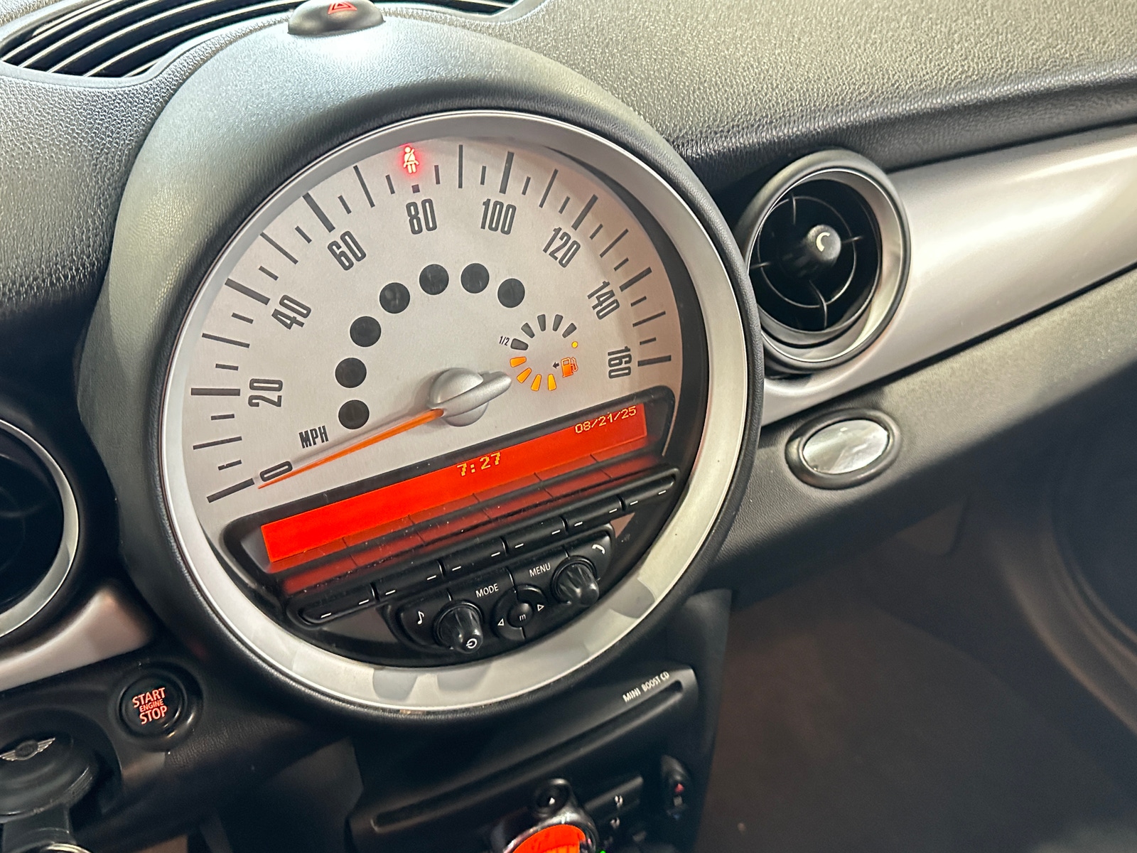 Thumbnail: 2013 MINI Cooper Clubman - 3