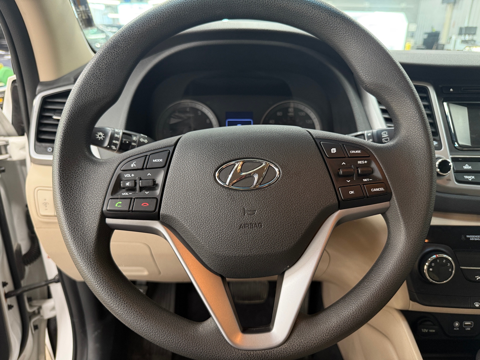 Thumbnail: 2017 Hyundai Tucson - 5