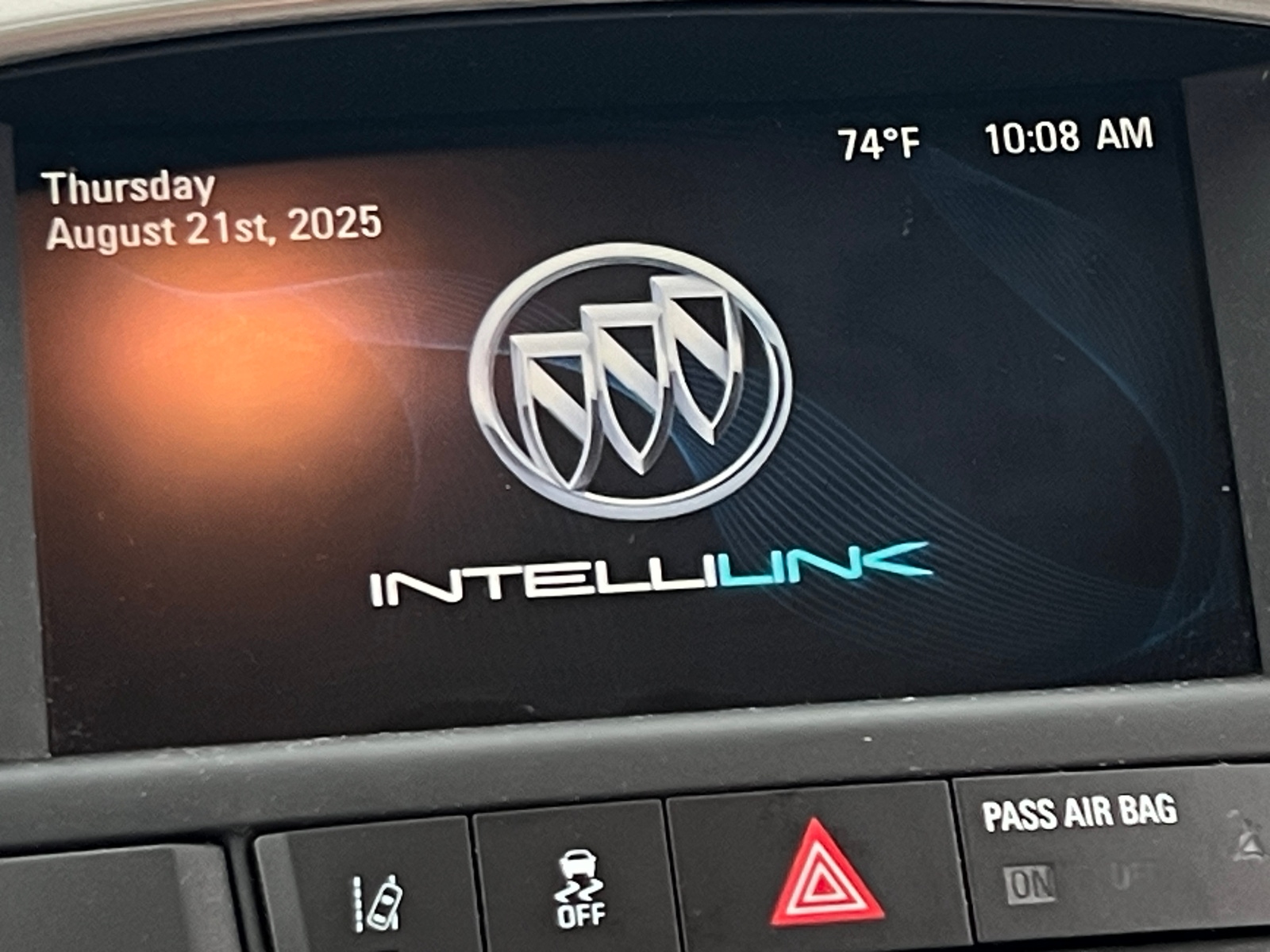 Thumbnail: 2016 Buick Verano - 3