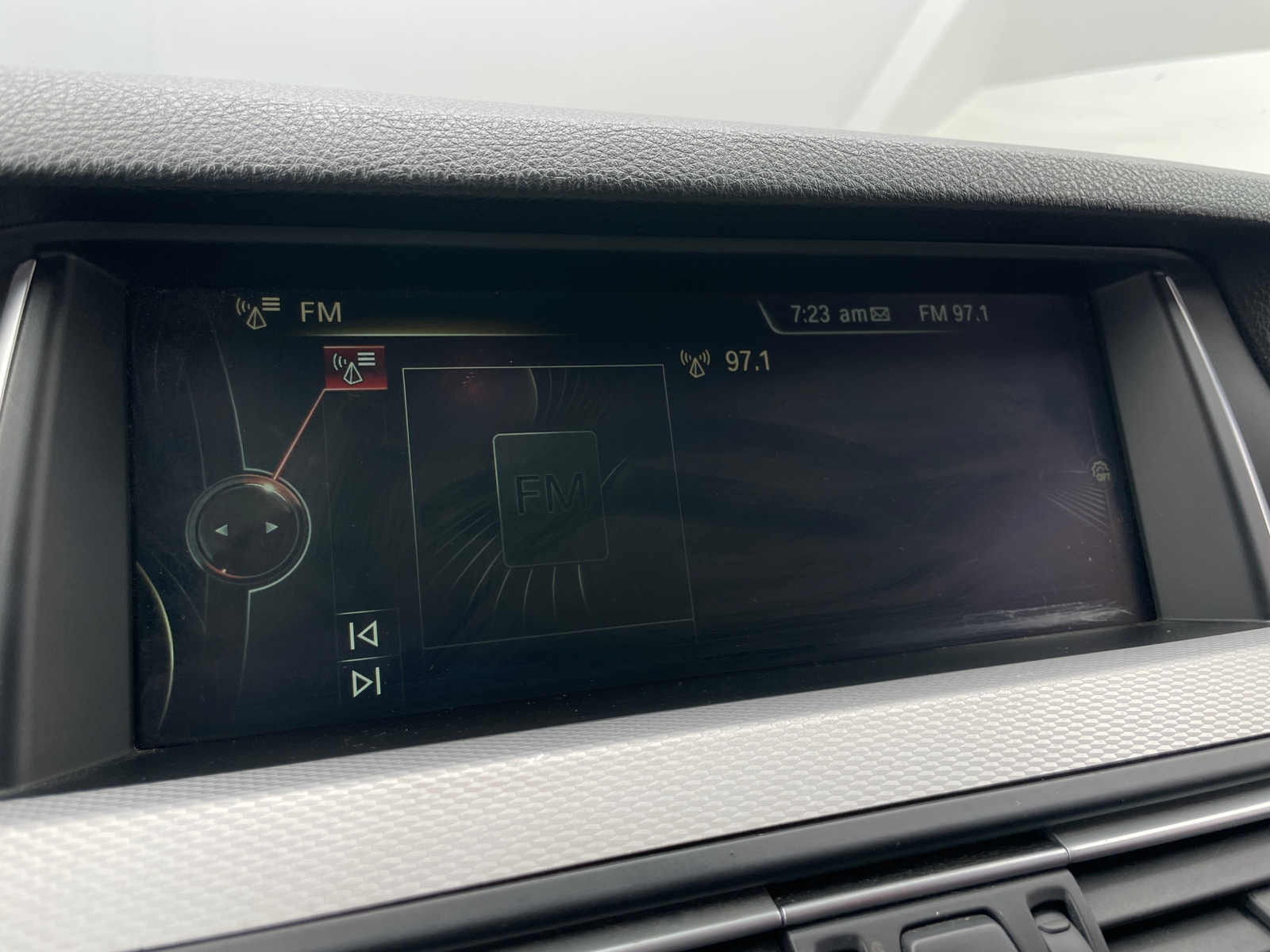 Thumbnail: 2014 BMW M5 - 3