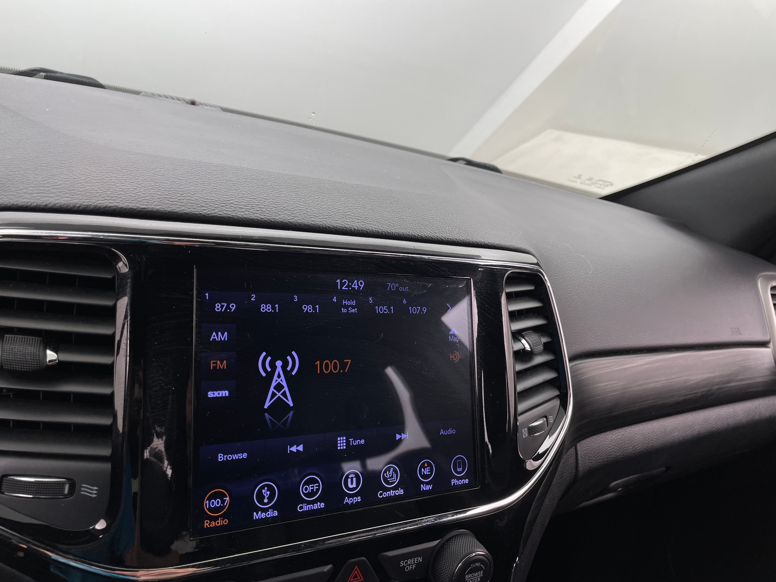 Thumbnail: 2019 Jeep Grand Cherokee - 4