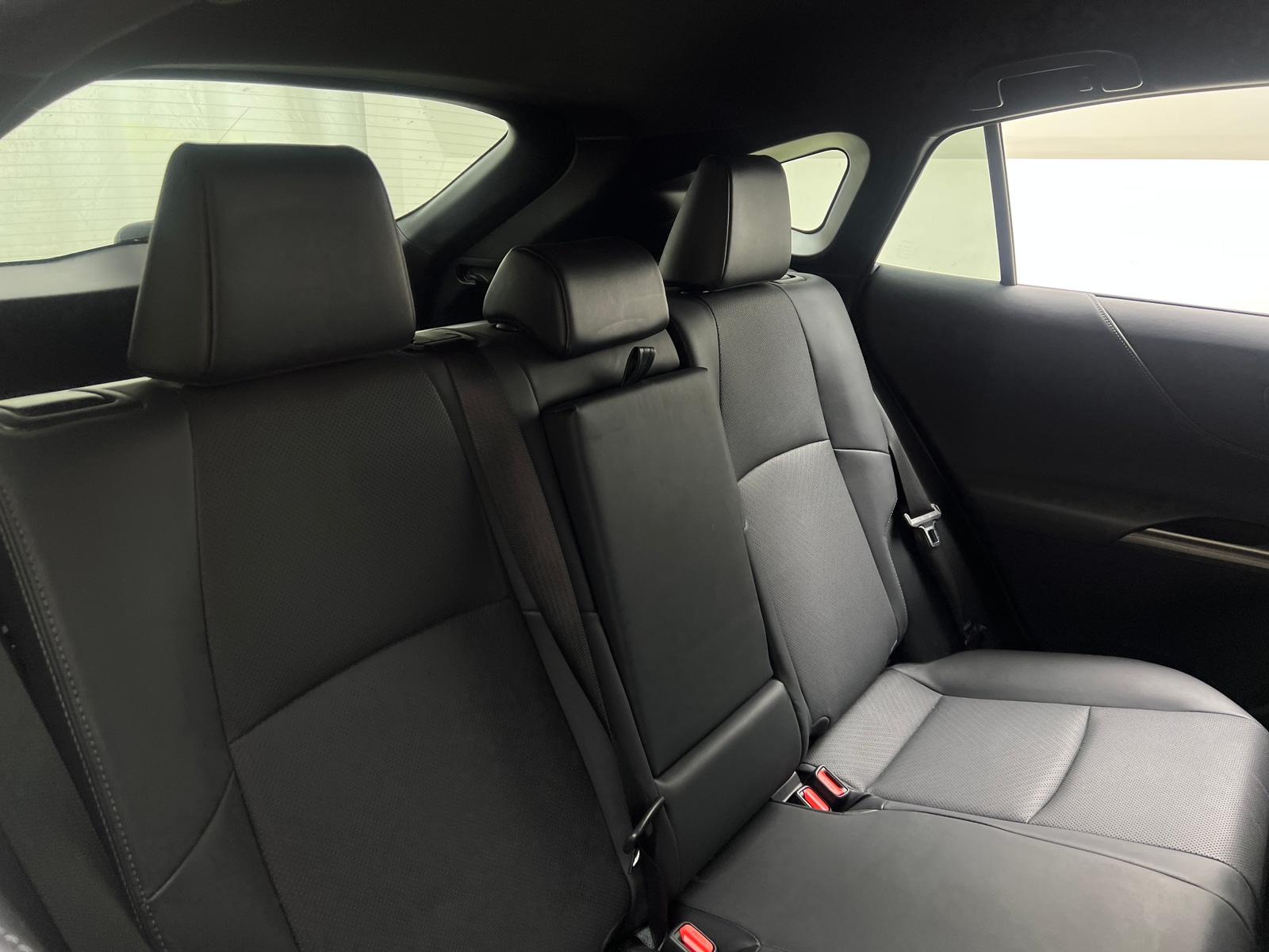 Thumbnail: 2021 Toyota Venza - 6