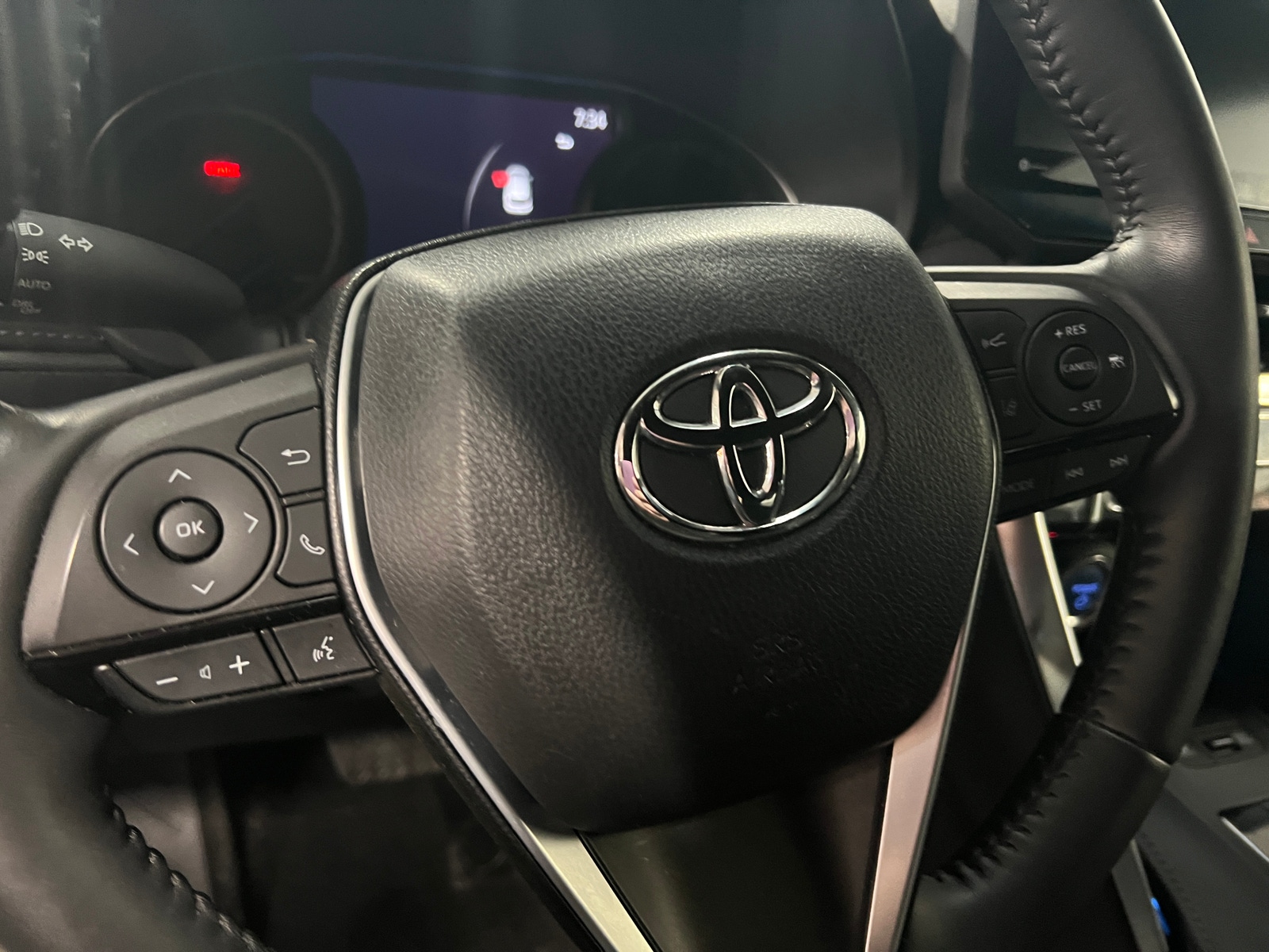 Thumbnail: 2021 Toyota Venza - 5
