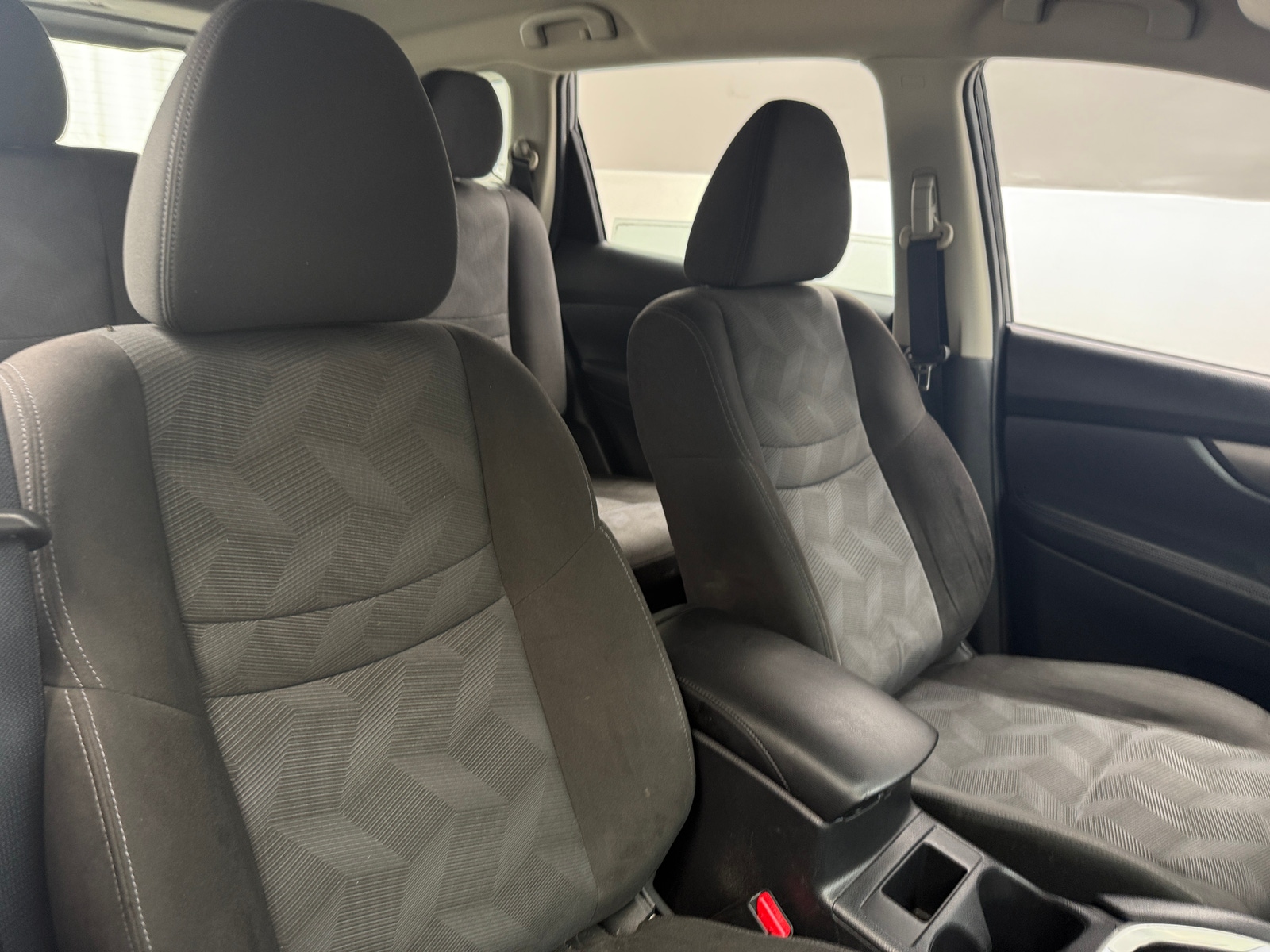 Thumbnail: 2016 Nissan Rogue - 2