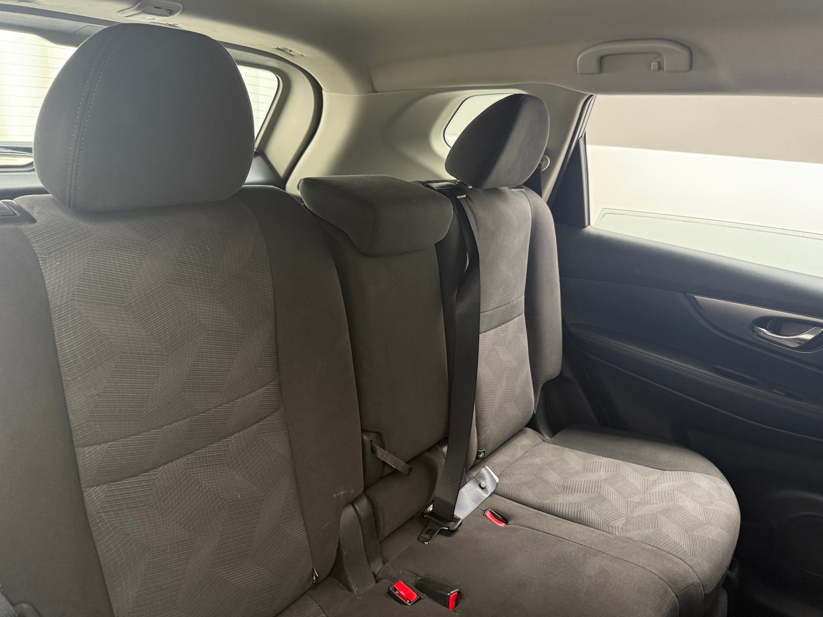 Thumbnail: 2016 Nissan Rogue - 6