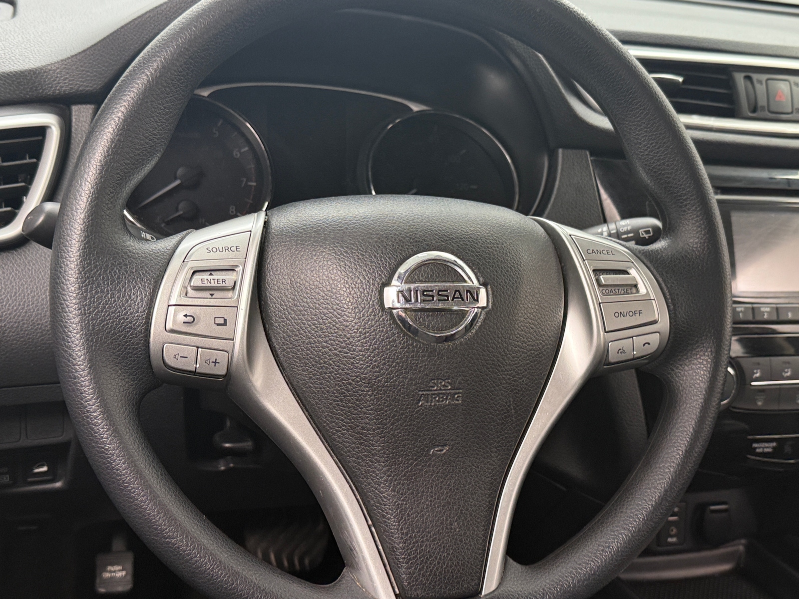 Thumbnail: 2016 Nissan Rogue - 5