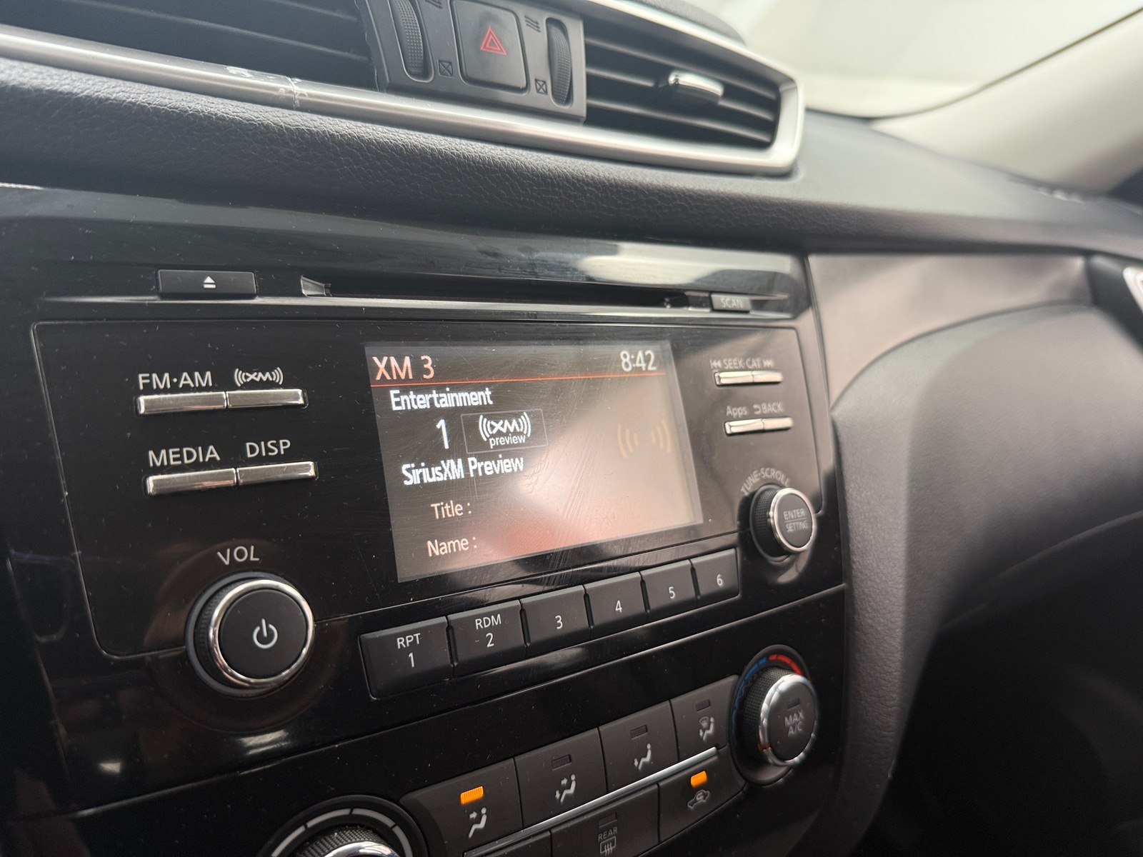 Thumbnail: 2016 Nissan Rogue - 4