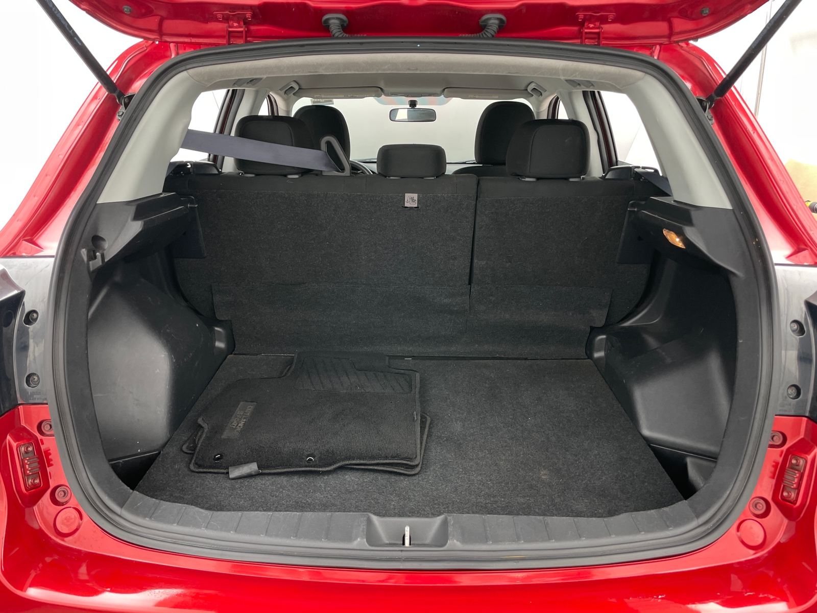 Thumbnail: 2019 Mitsubishi Outlander Sport - 7