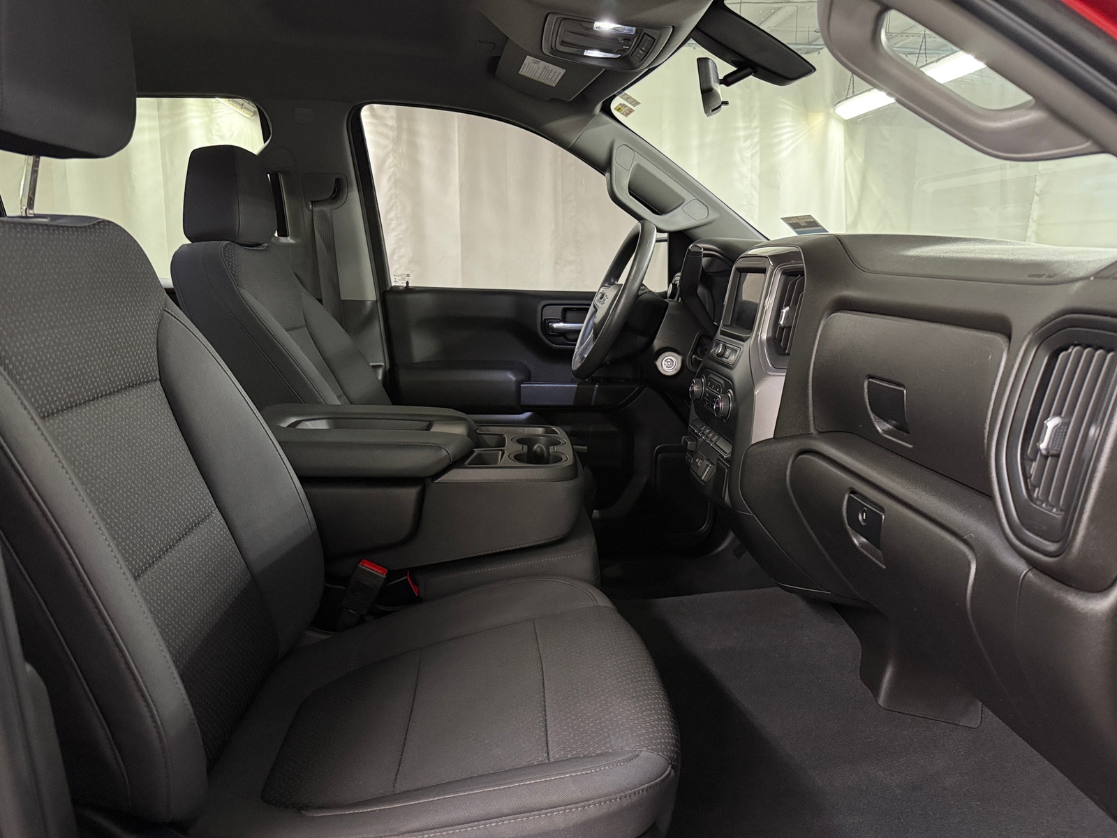 Thumbnail: 2021 Chevrolet Silverado 1500 - 2
