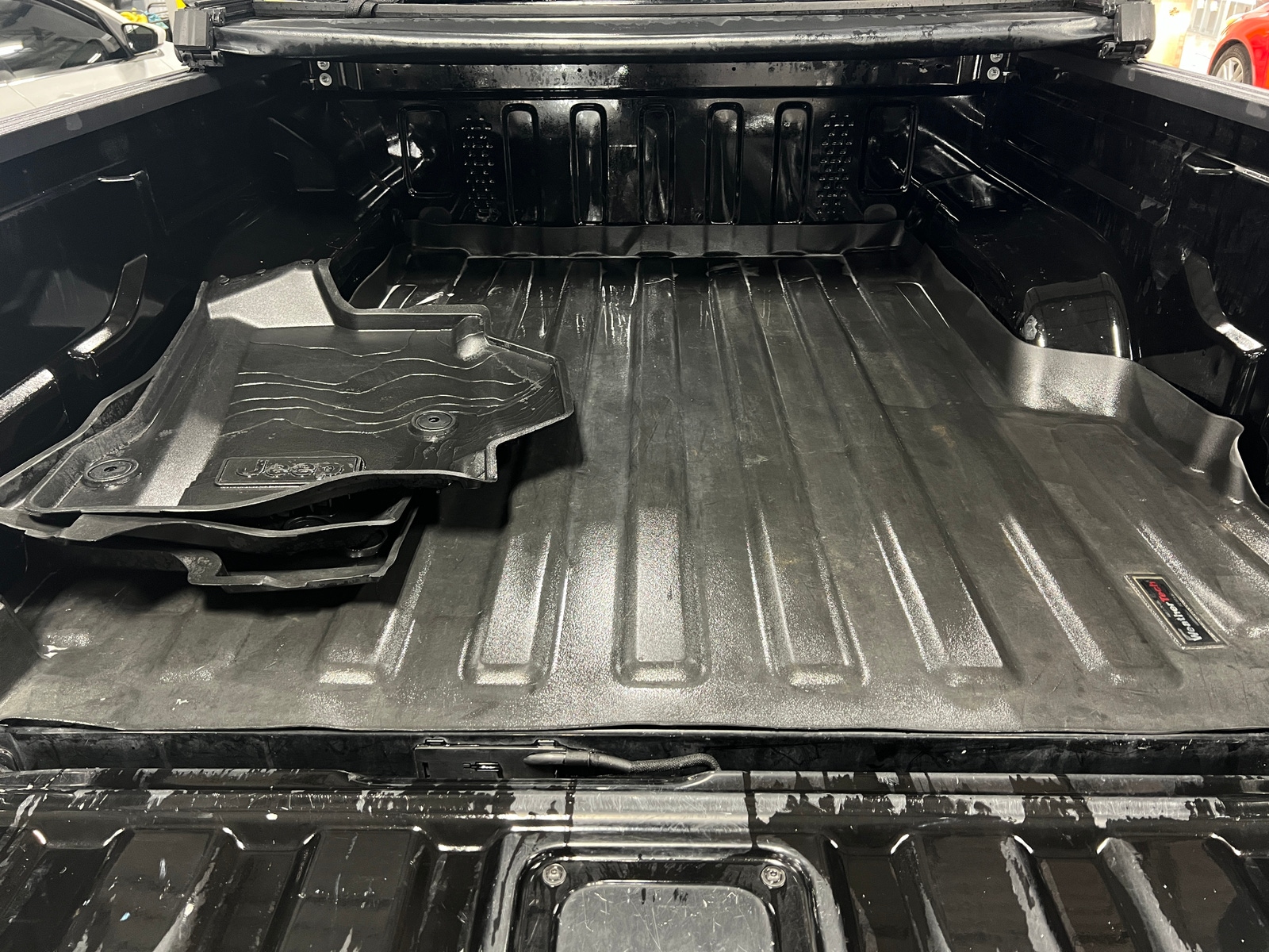 Thumbnail: 2021 Jeep Gladiator - 6