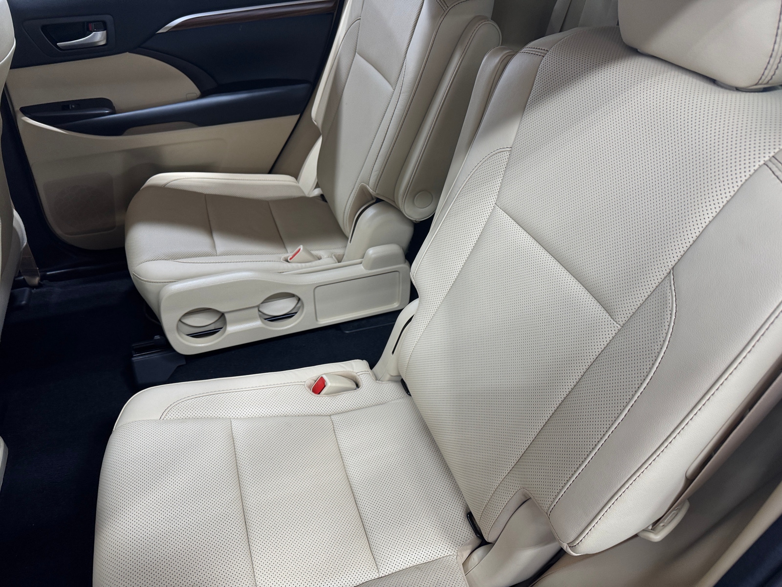 Thumbnail: 2018 Toyota Highlander - 5