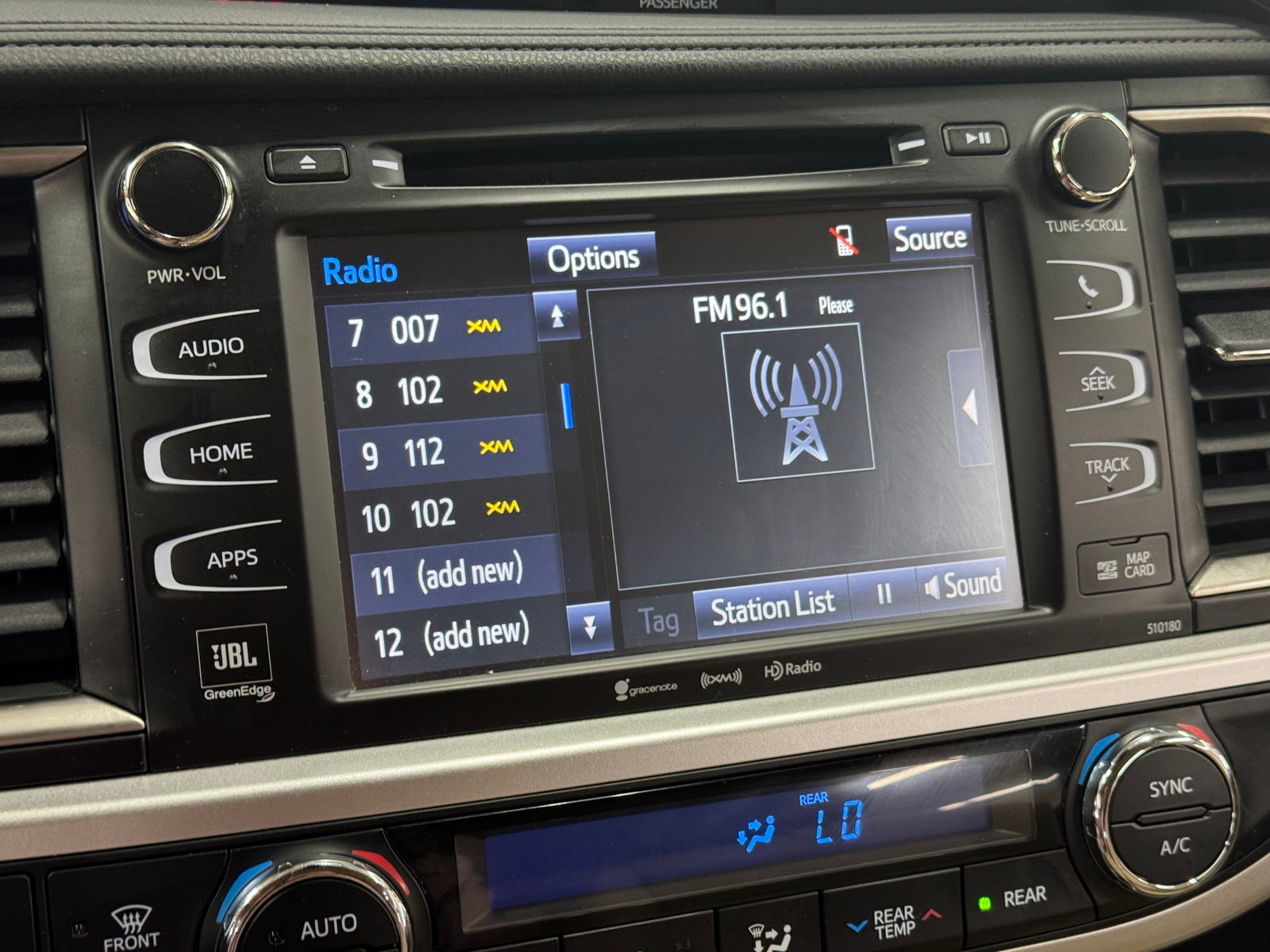 Thumbnail: 2018 Toyota Highlander - 3