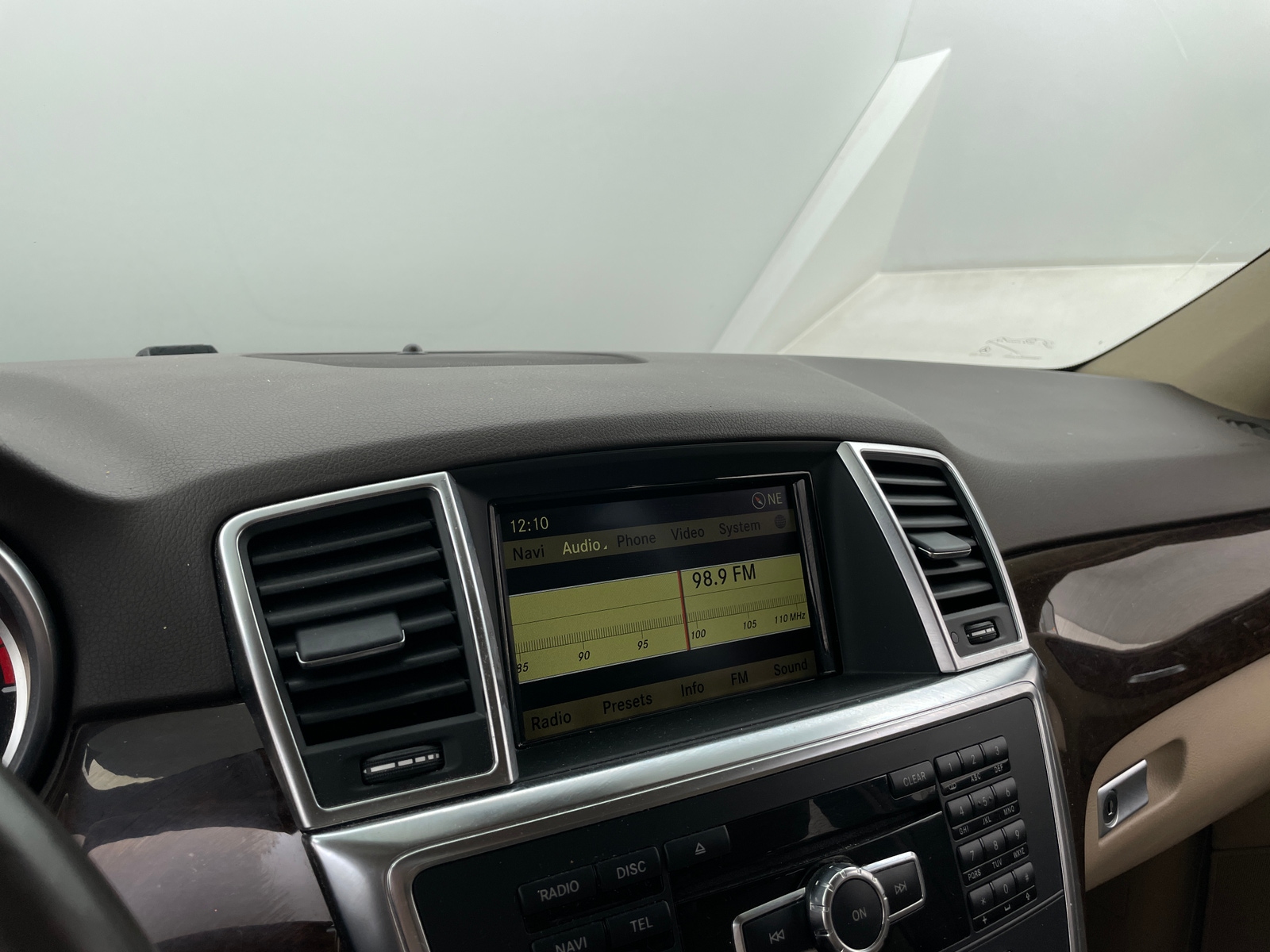 Thumbnail: 2012 Mercedes-Benz M-Class - 3
