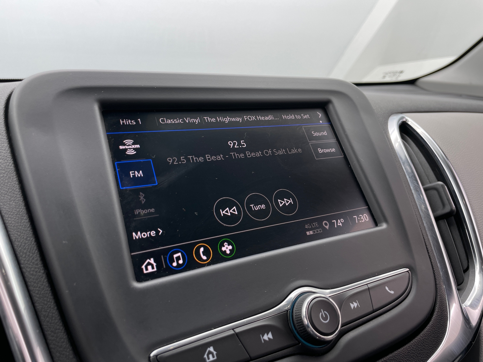 Thumbnail: 2024 Chevrolet Equinox - 4