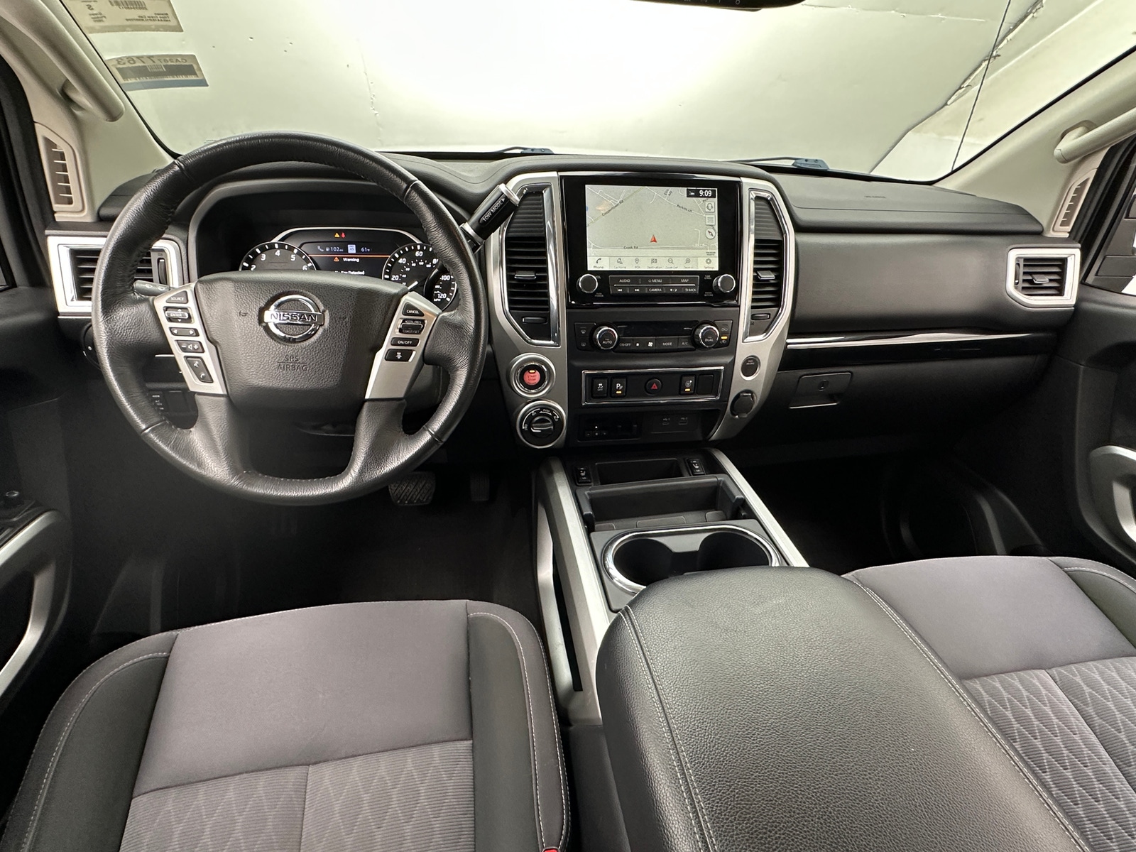 Thumbnail: 2020 Nissan Titan - 3