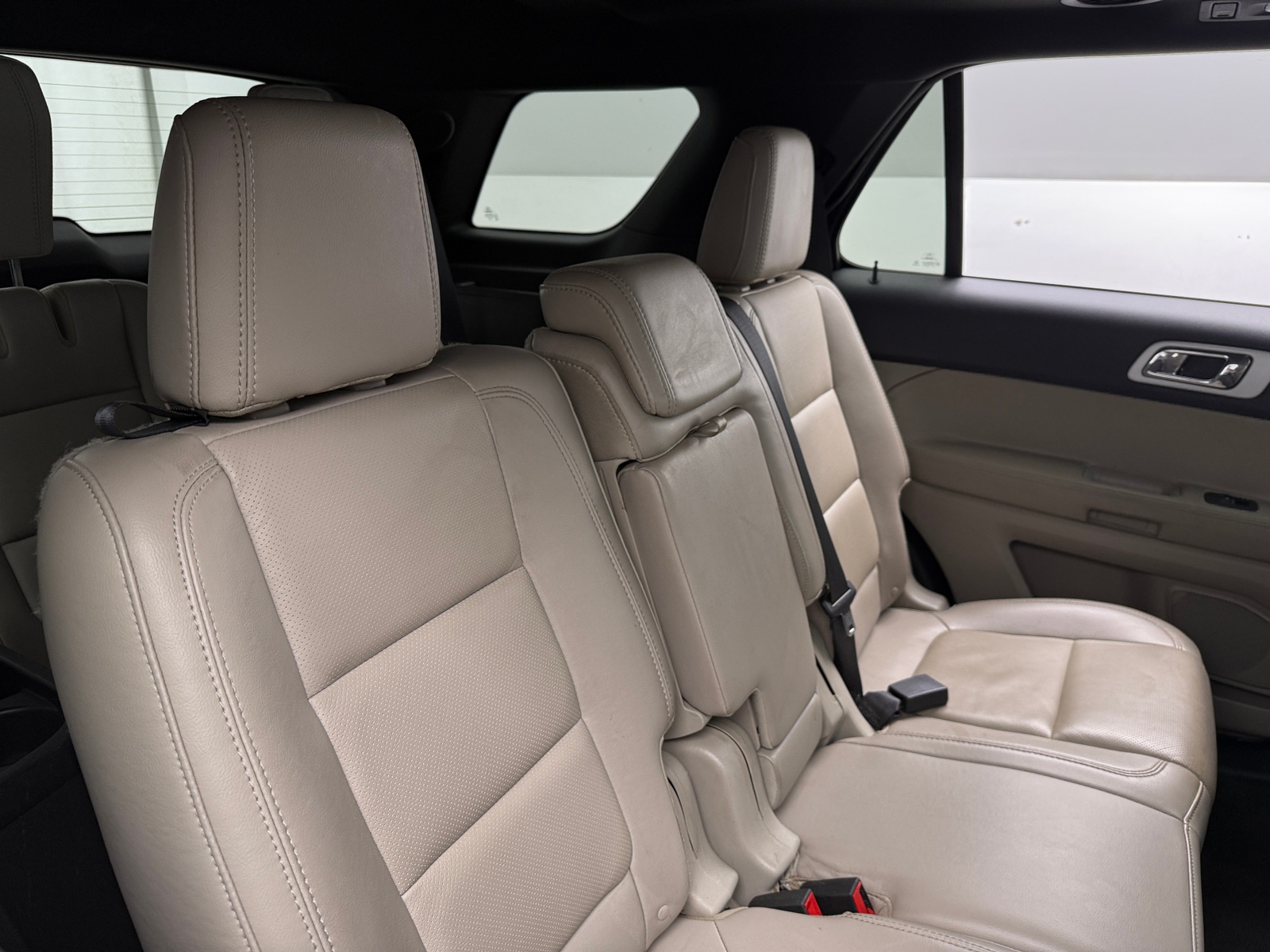 Thumbnail: 2015 Ford Explorer - 5