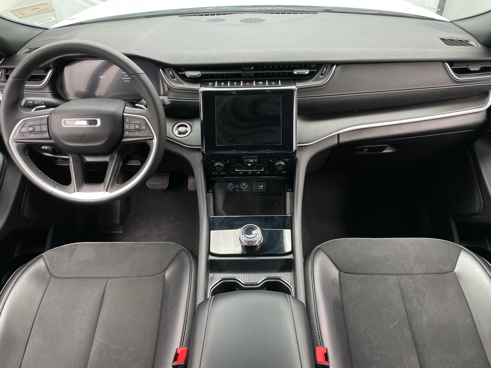 Thumbnail: 2024 Jeep Grand Cherokee L - 3