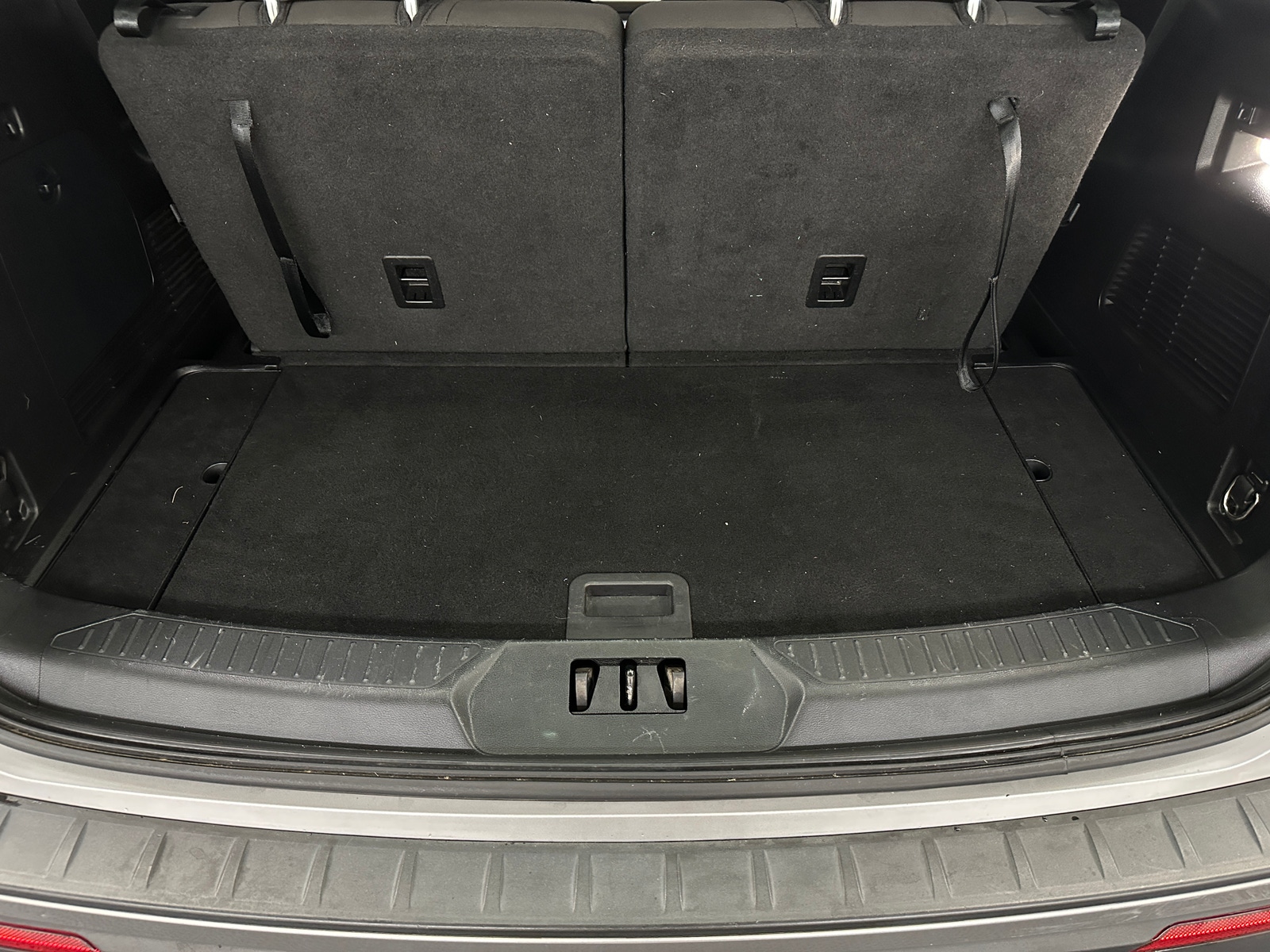 Thumbnail: 2020 Ford Explorer - 7