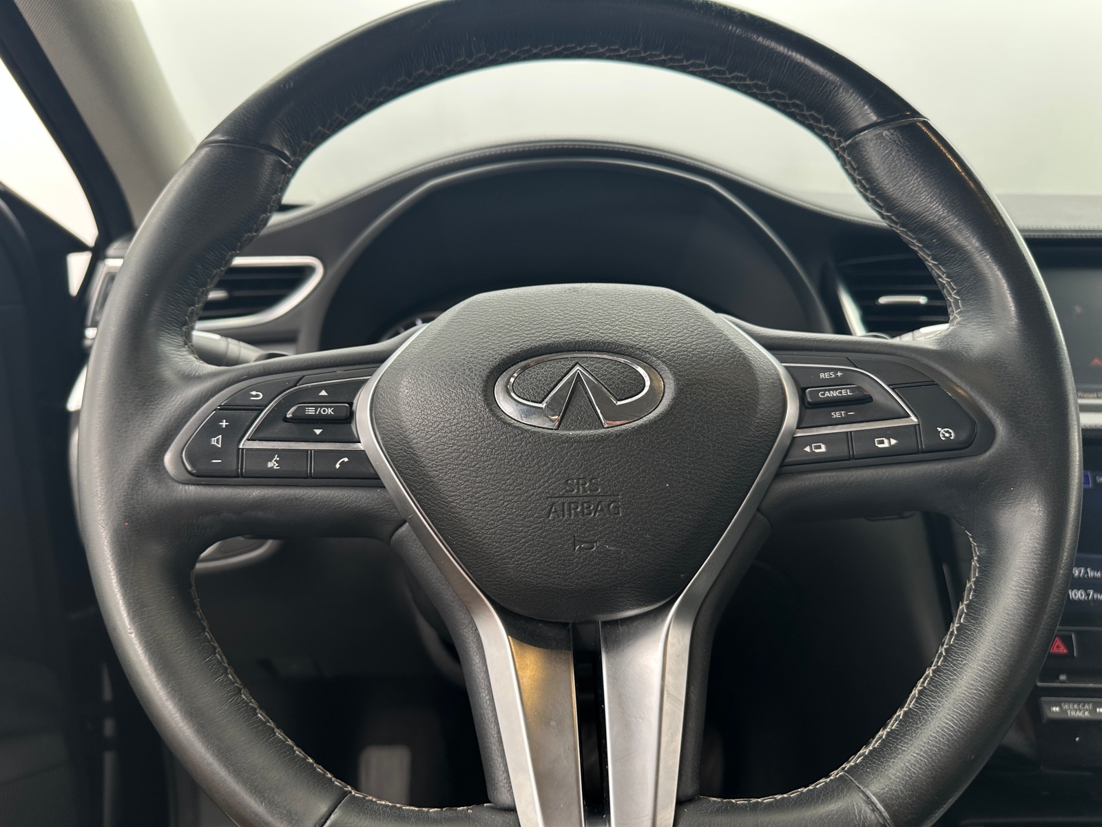 Thumbnail: 2019 INFINITI QX50 - 4