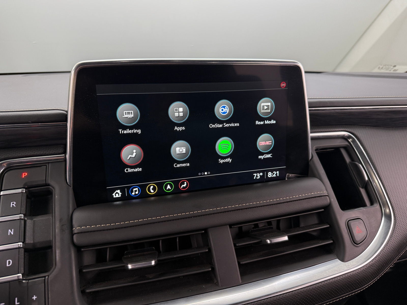 Thumbnail: 2021 GMC Yukon XL - 3
