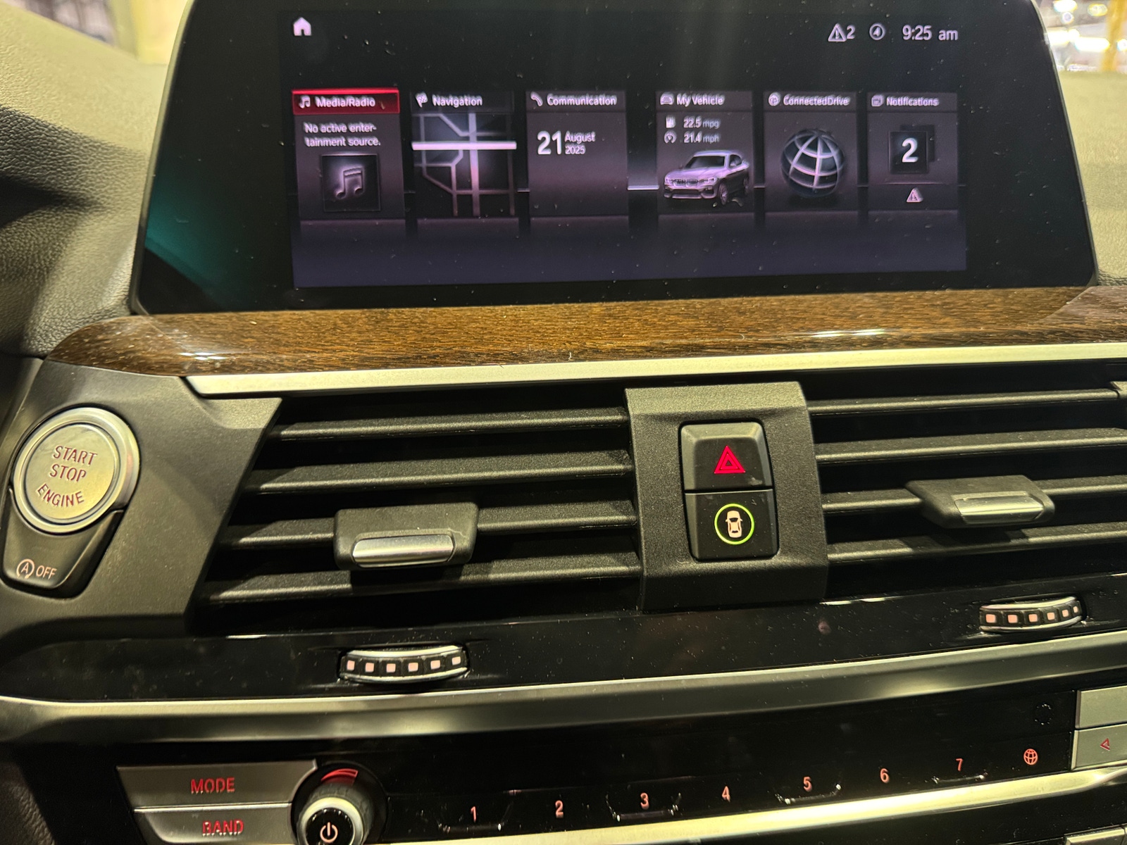 Thumbnail: 2021 BMW X3 - 3