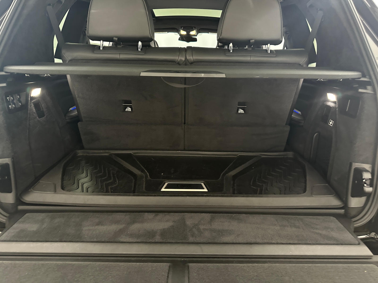 Thumbnail: 2019 BMW X7 - 6