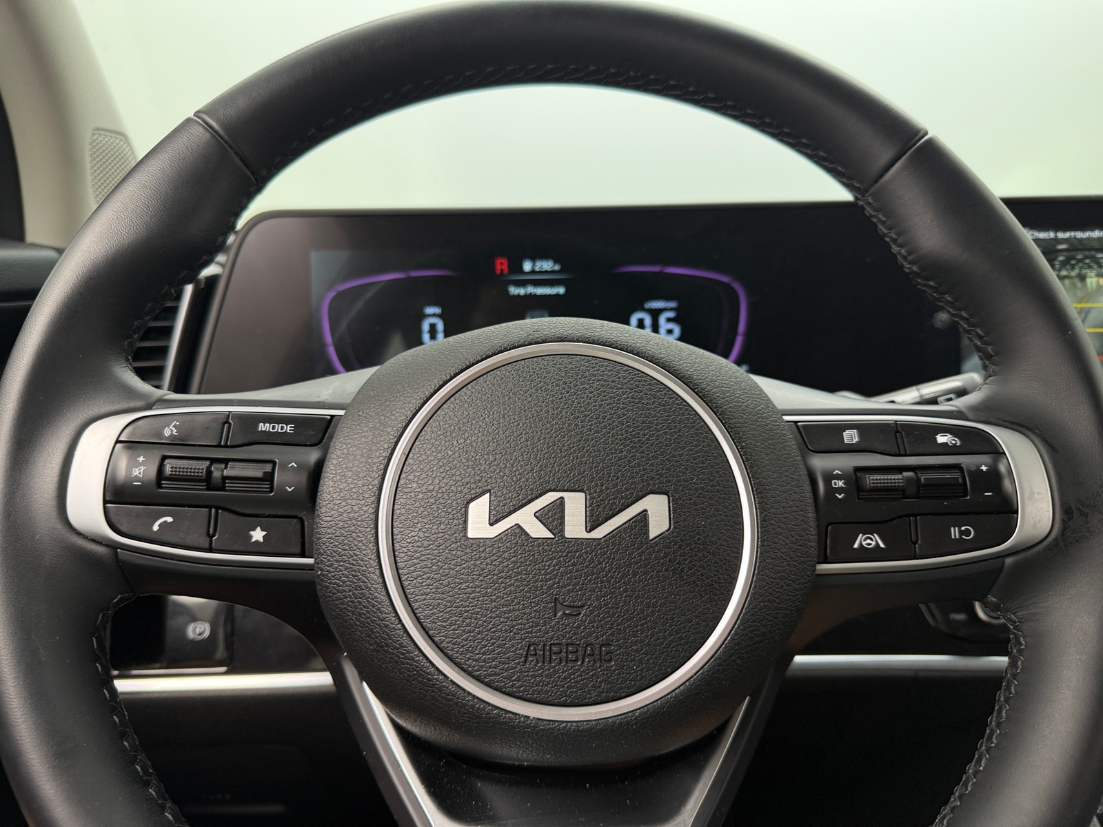 Thumbnail: 2025 Kia Sportage - 4