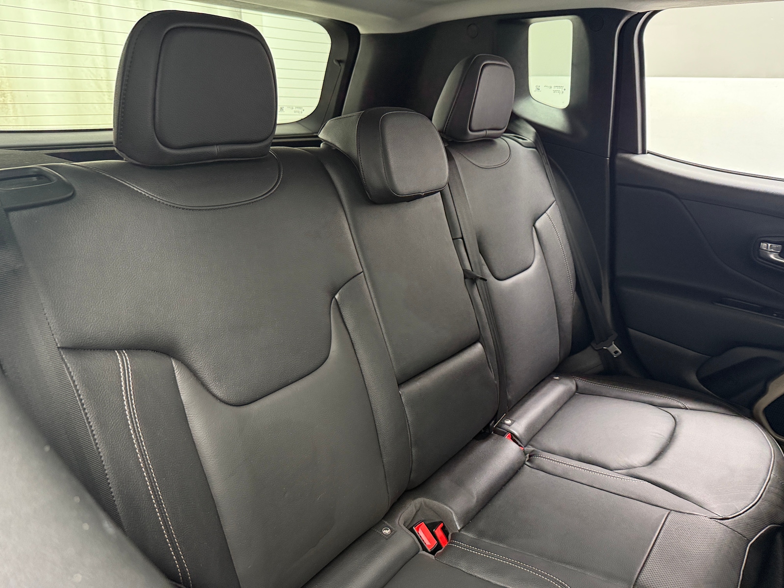 Thumbnail: 2017 Jeep Renegade - 5